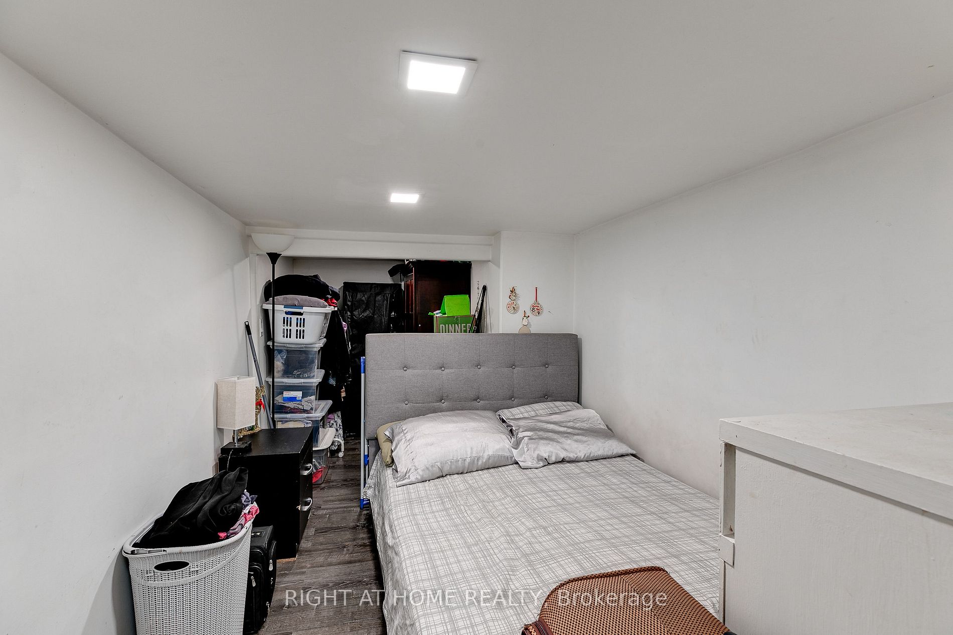 84 Rosethorn Avenue