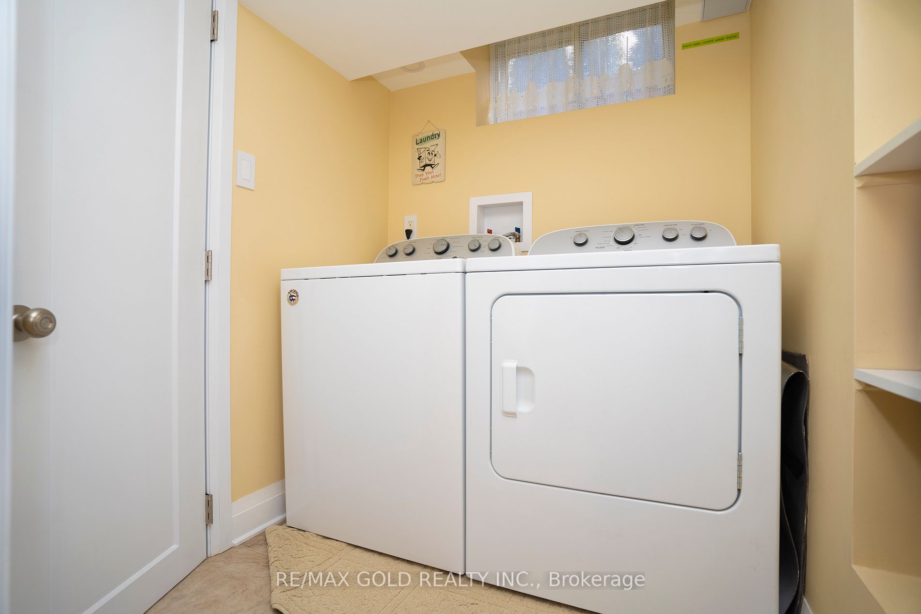 51 Addington Cres