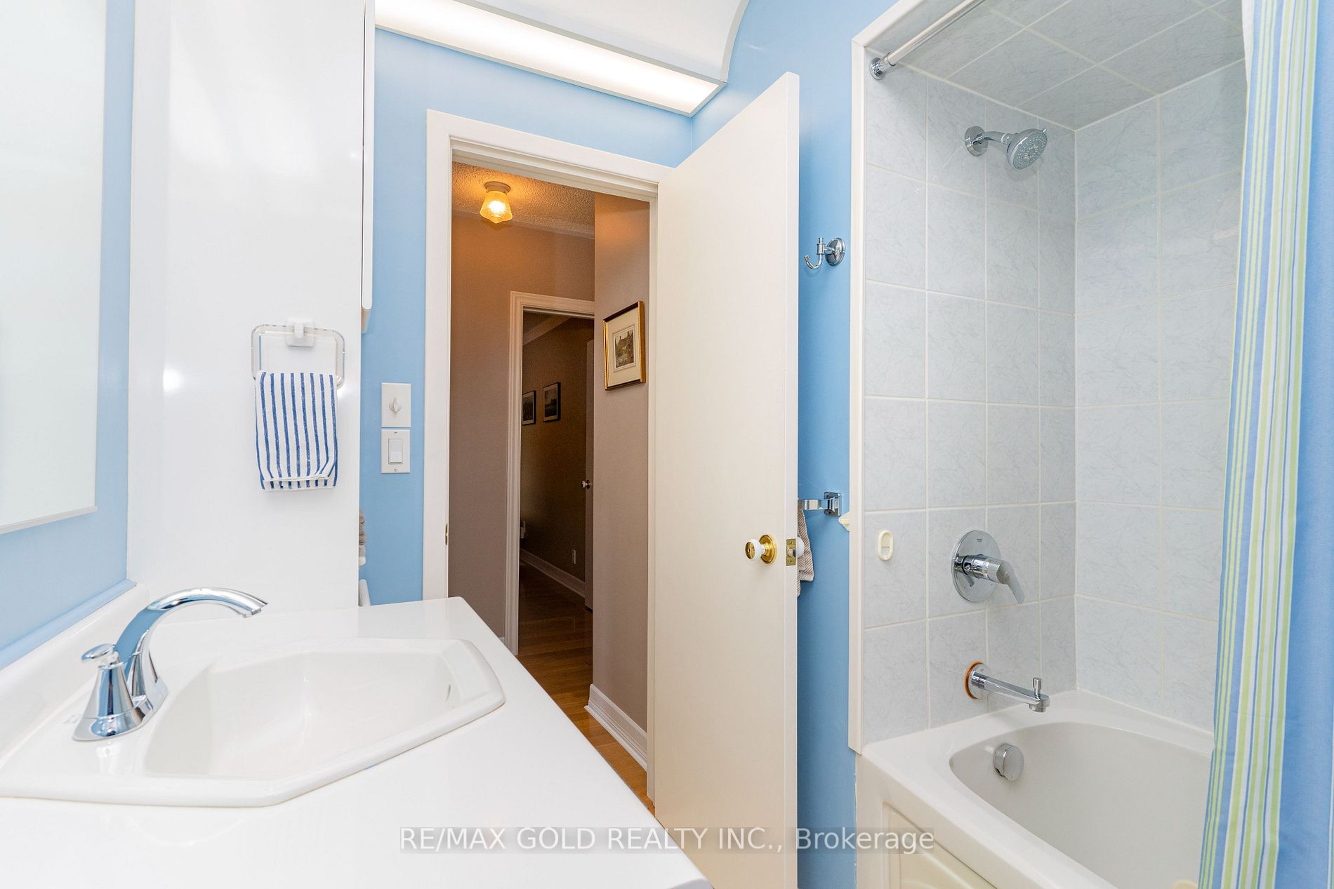 51 Addington Cres
