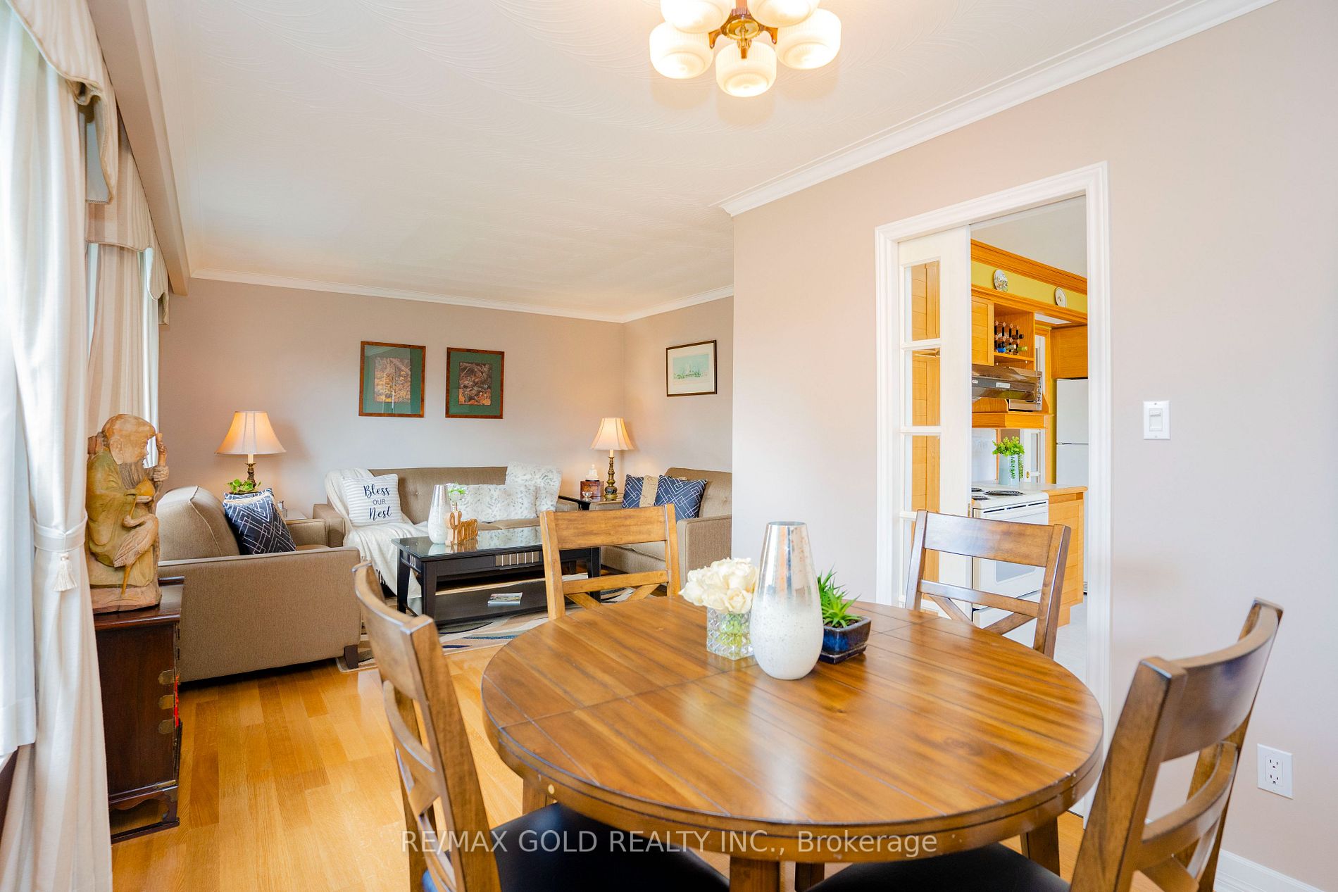 51 Addington Cres