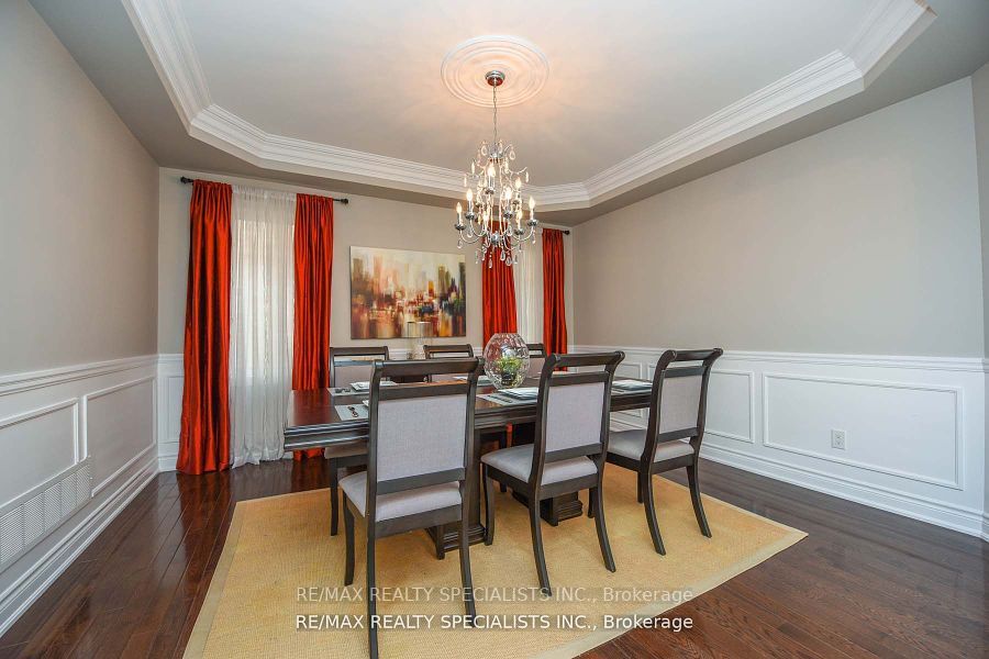 2344 Hall Manor Dr