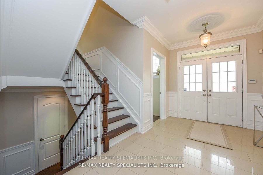2344 Hall Manor Dr