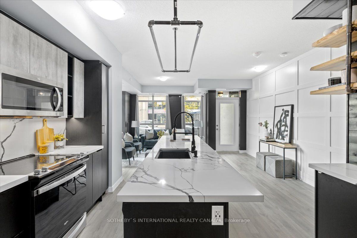 251 Manitoba St, #101