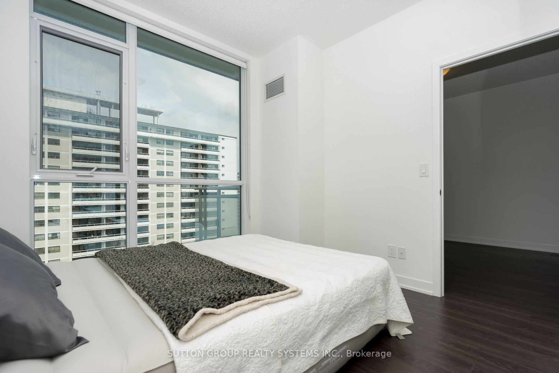 1830 Bloor Street W #1017