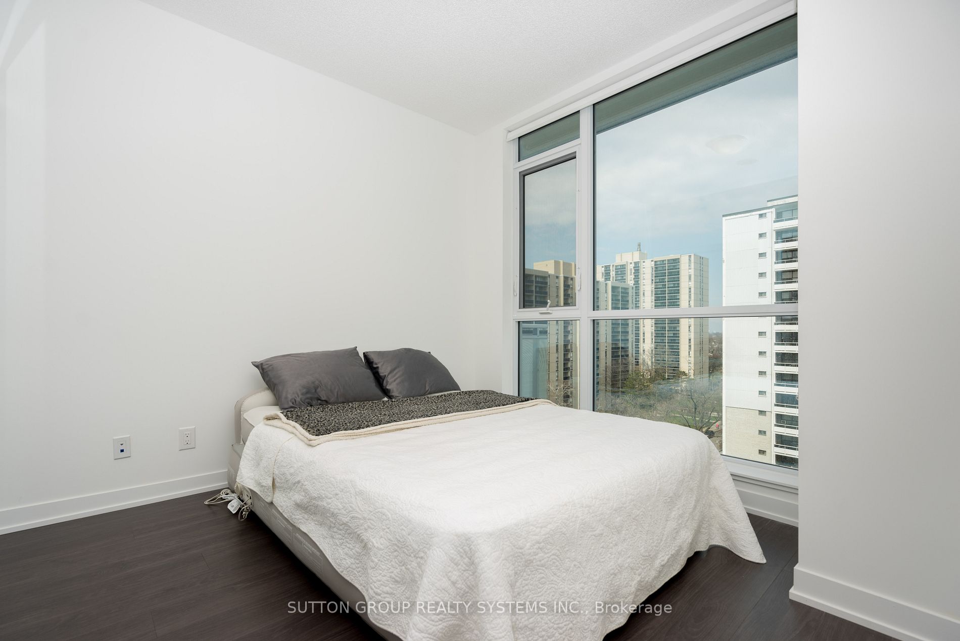 1830 Bloor Street W #1017