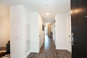 4208 Dundas Street W, #323
