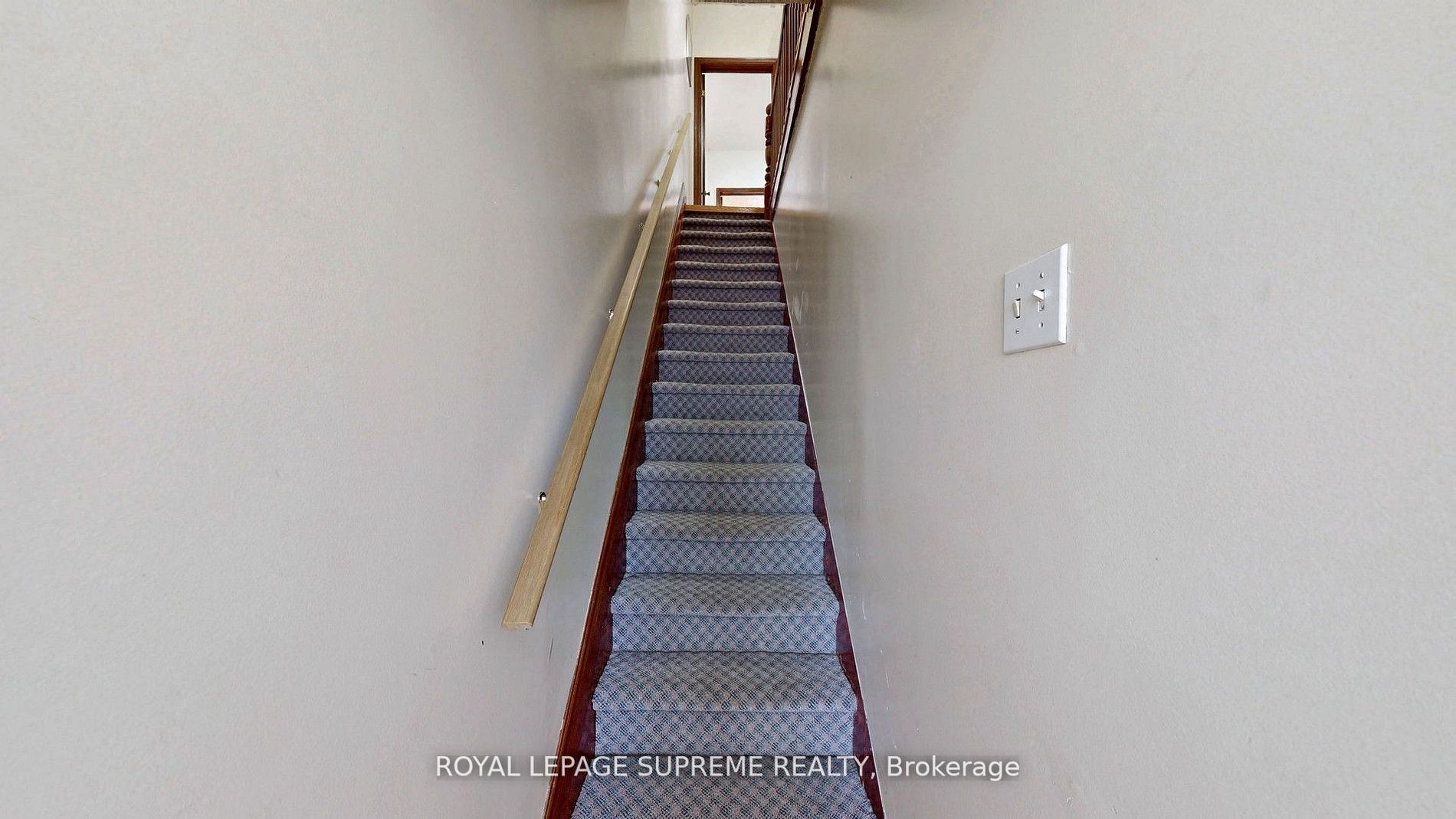 4 Burnfield Ave