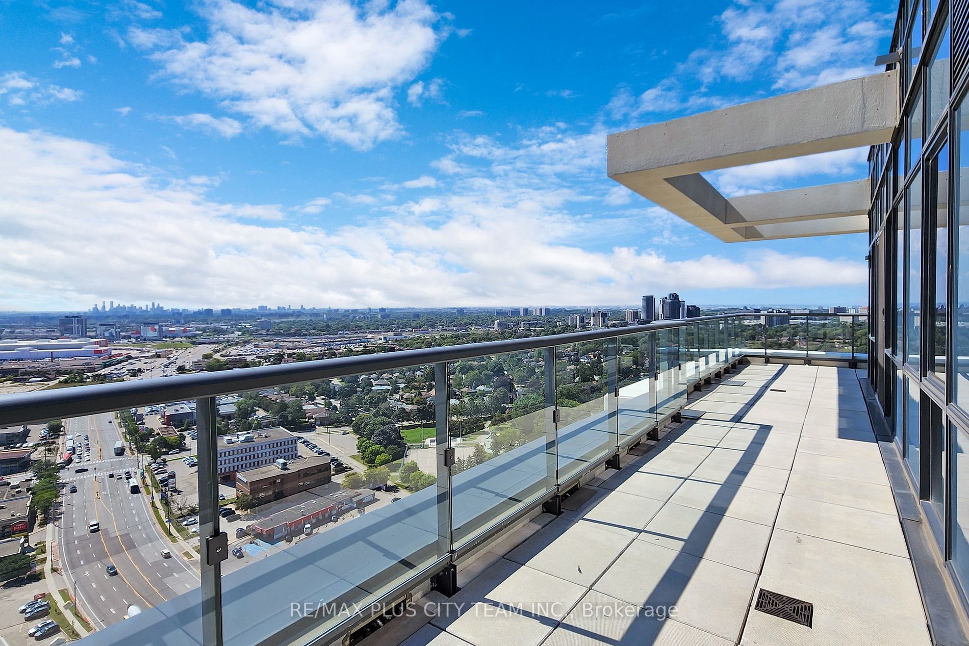 50 Thomas Riley Road, #906