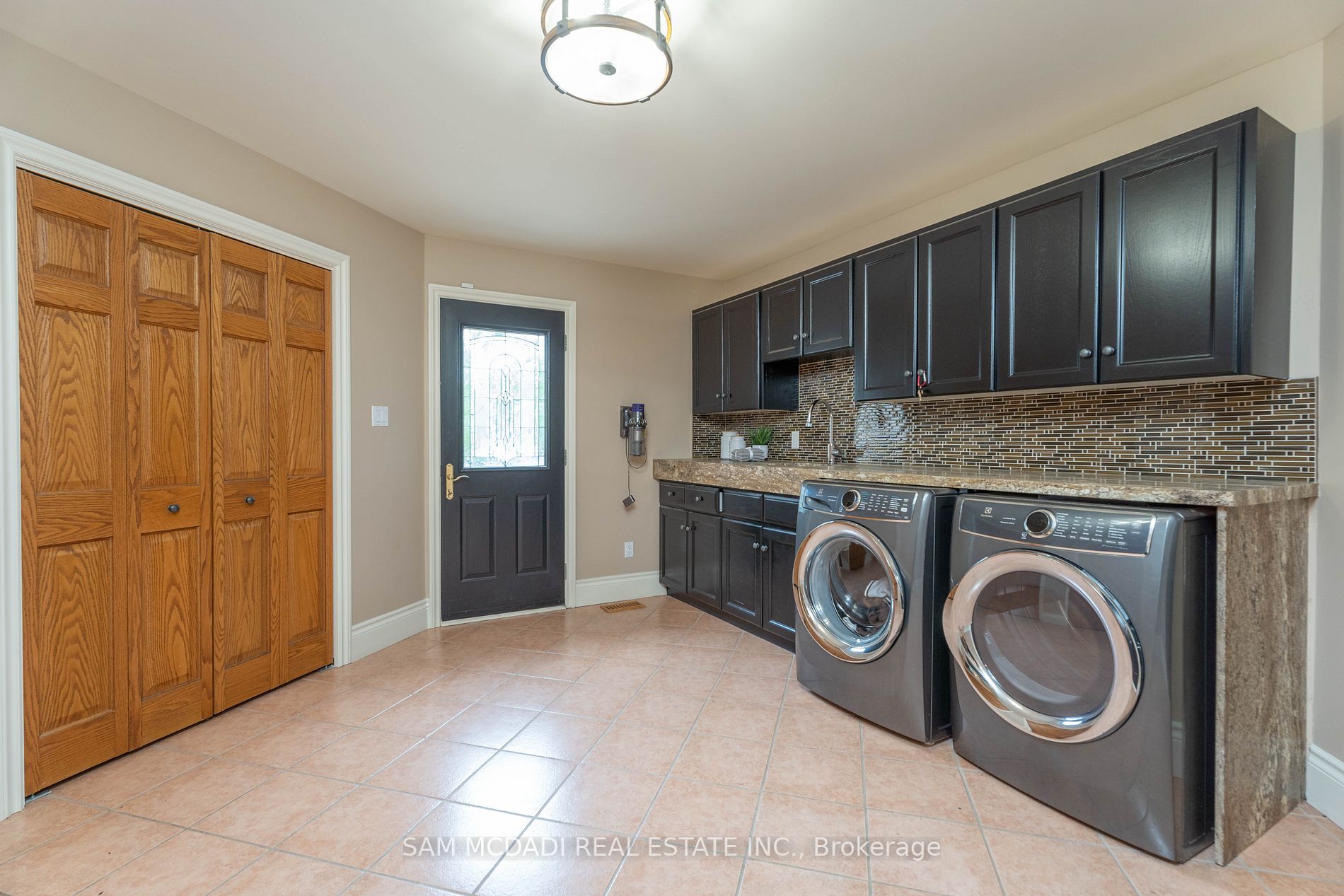 15 Turtle Lake Dr