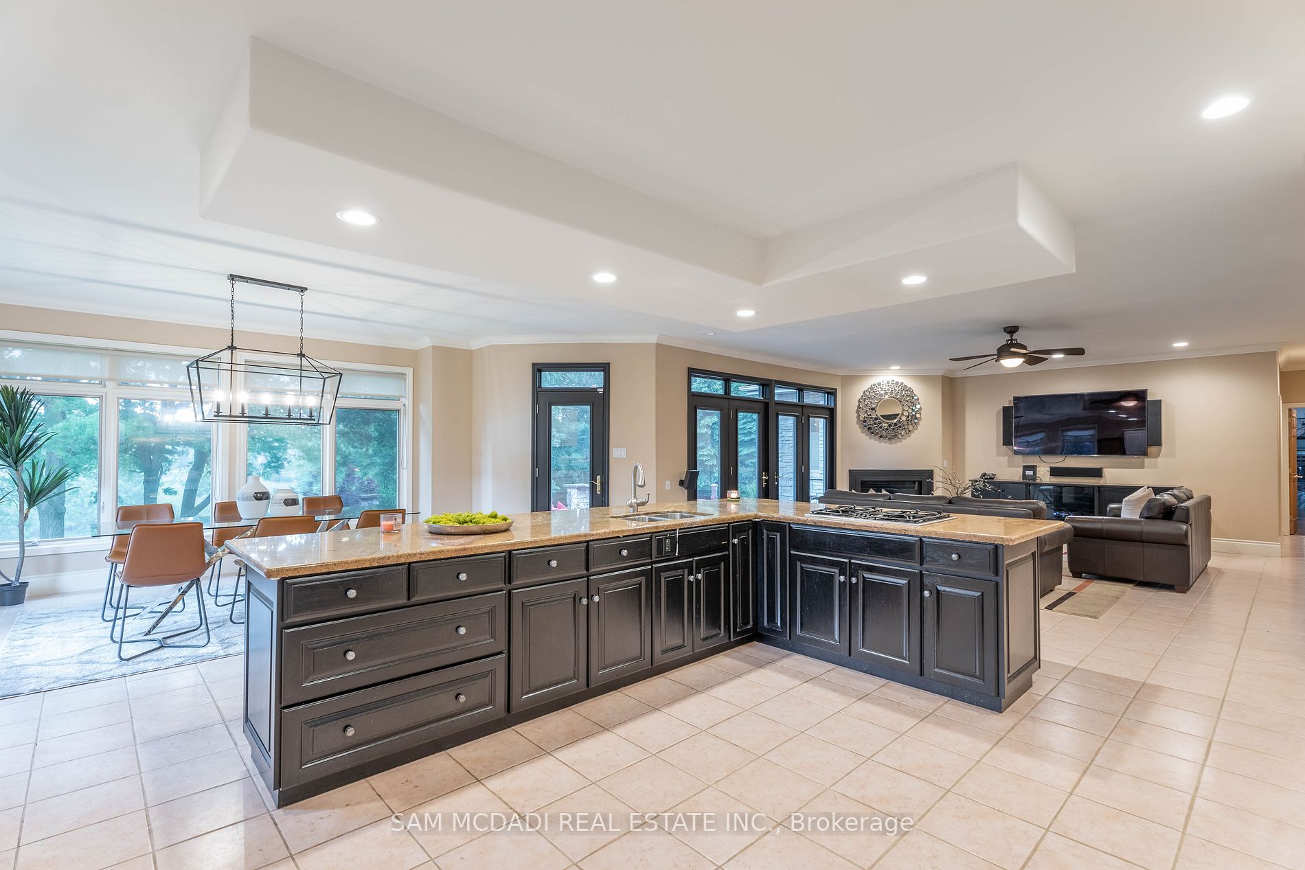 15 Turtle Lake Dr