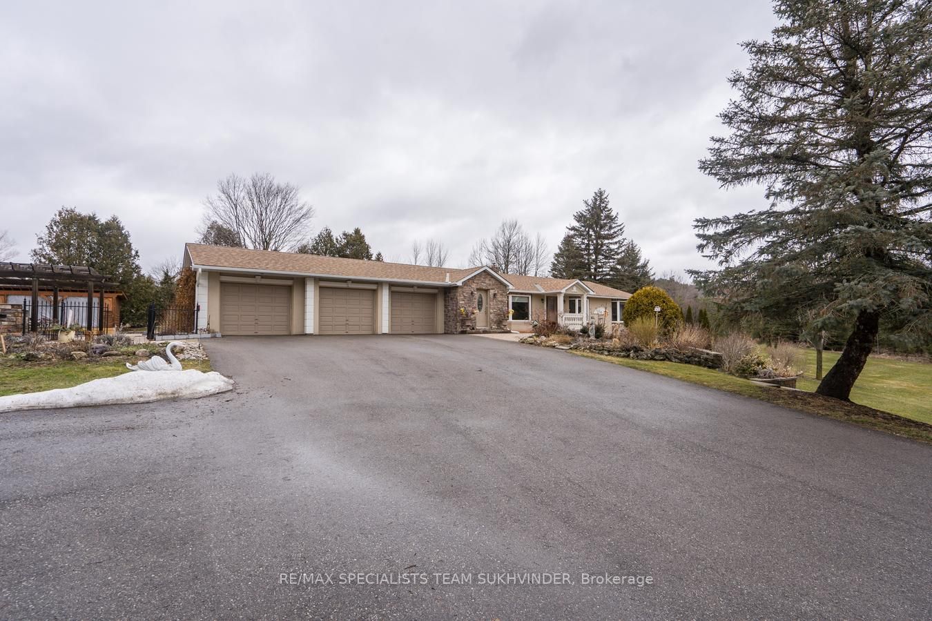 9918 Old Church Rd
