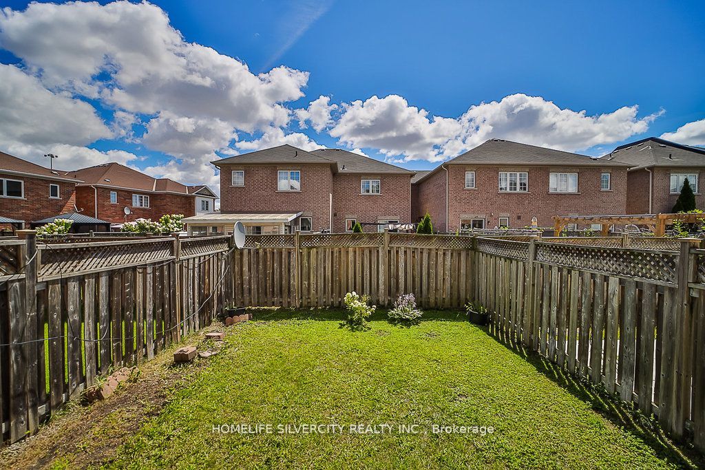 55 Samantha Cres