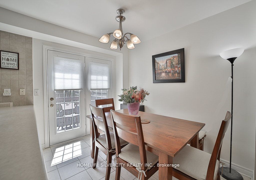 55 Samantha Cres