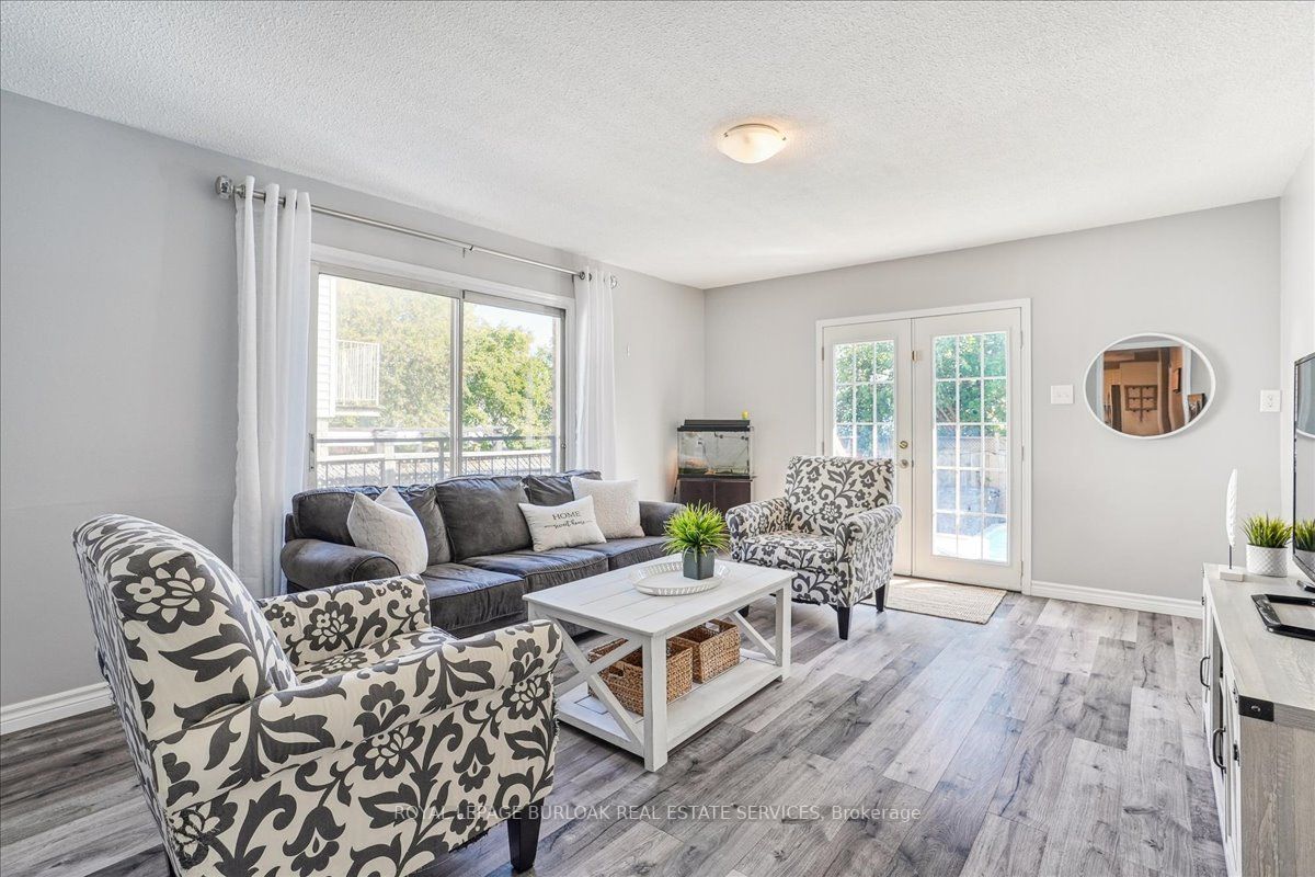 2131 Alconbury Cres