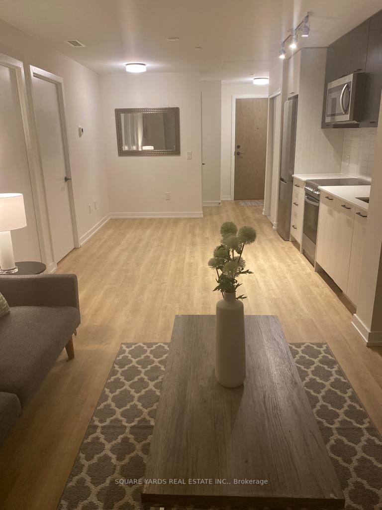 2300 St Clair Ave W, #908