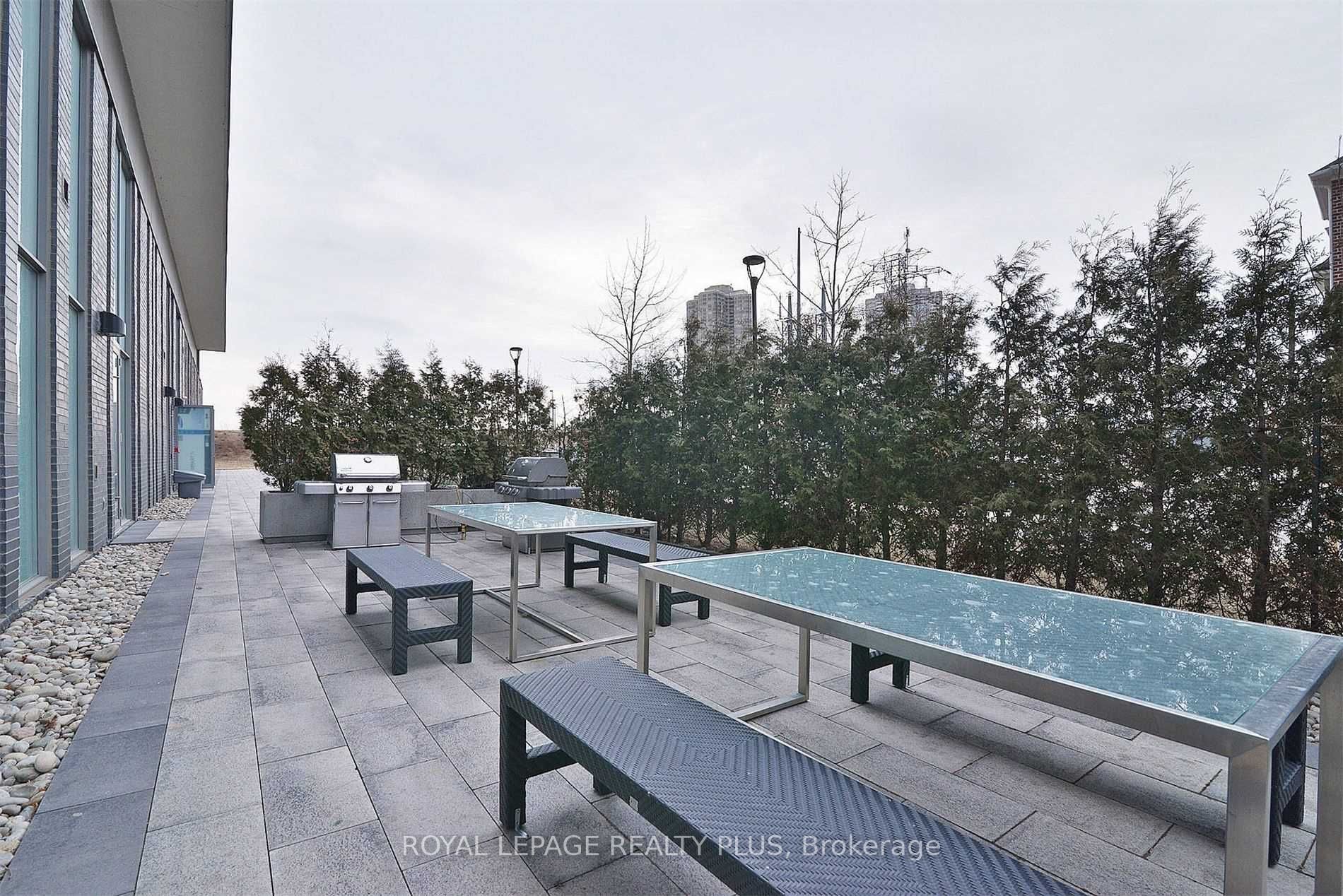 105 The Queensway Ave, #3415