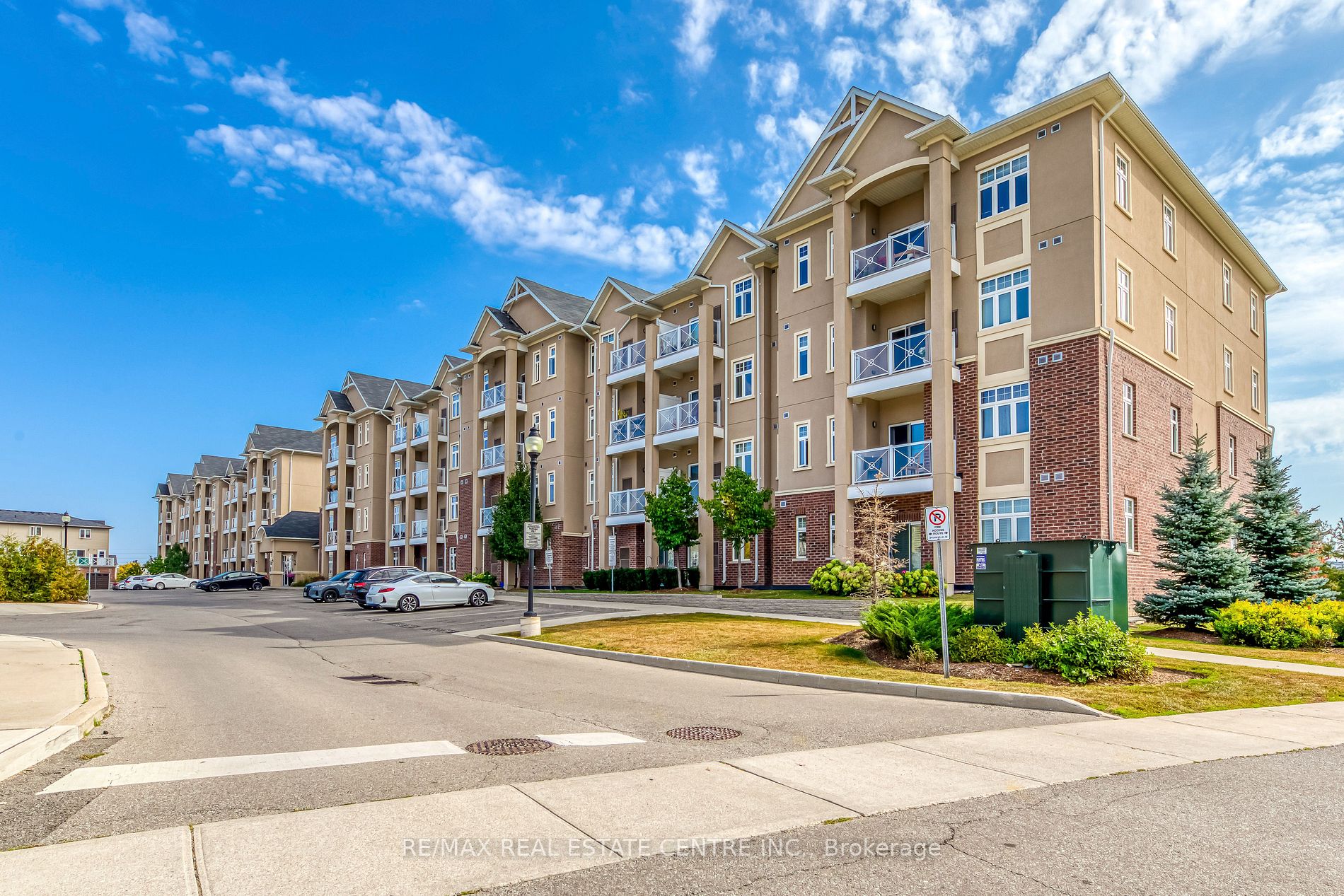 1360 Costigan Rd, #204