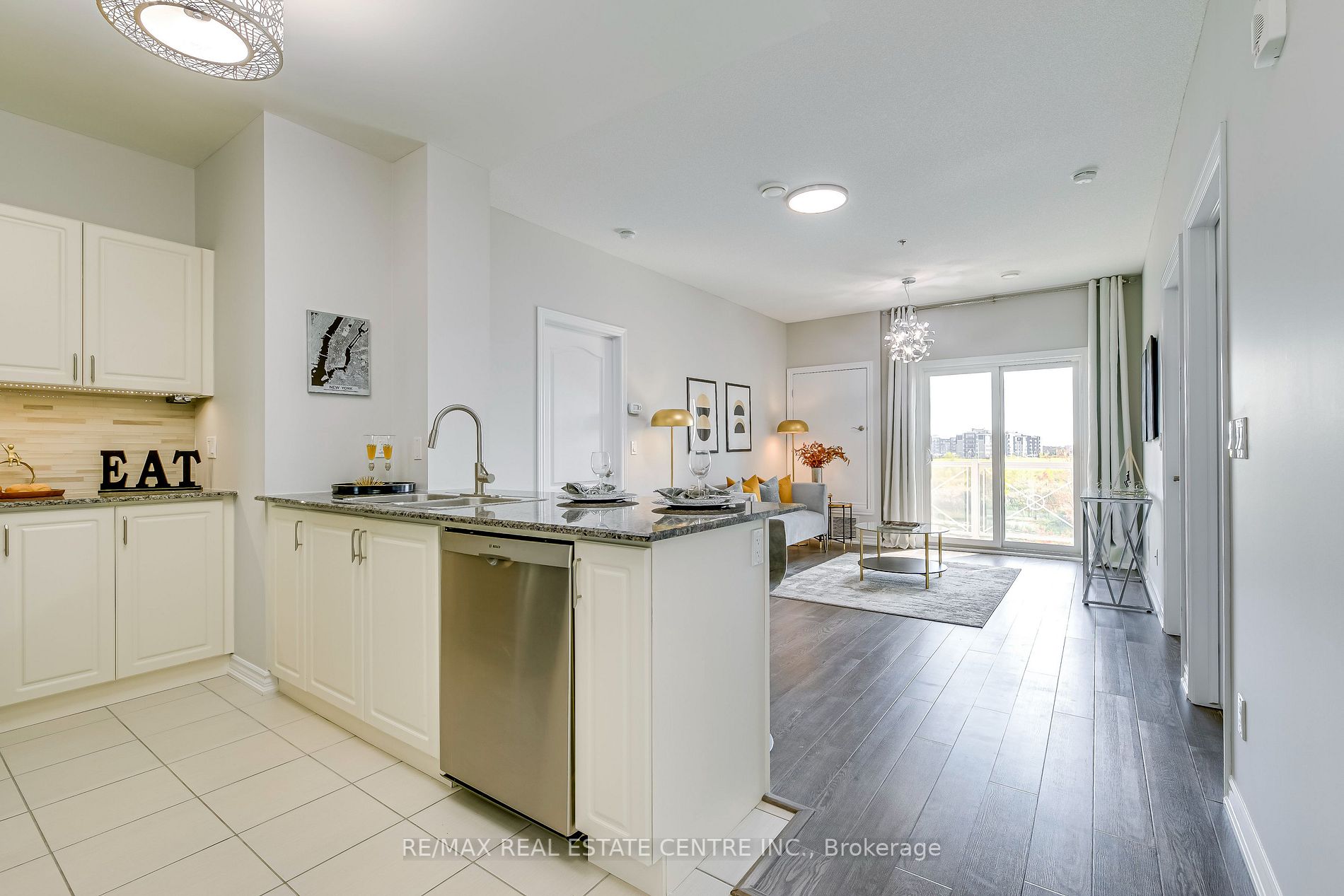 1360 Costigan Rd, #204