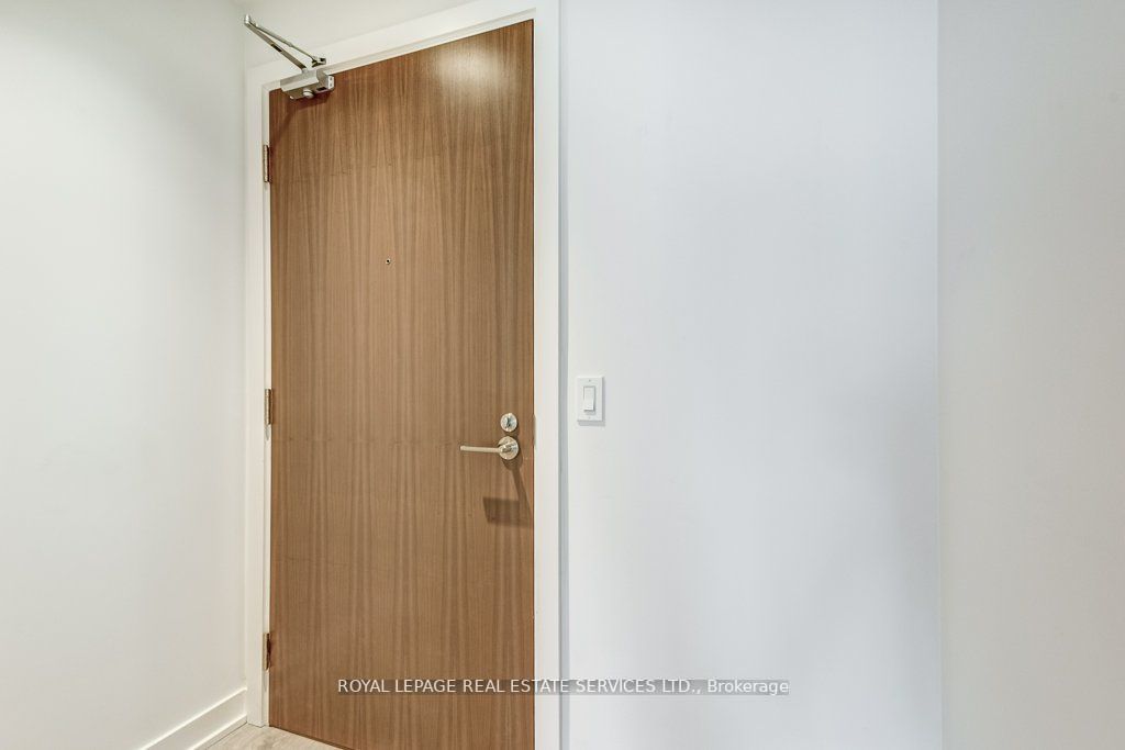 1926 Lake Shore Blvd W, #2703