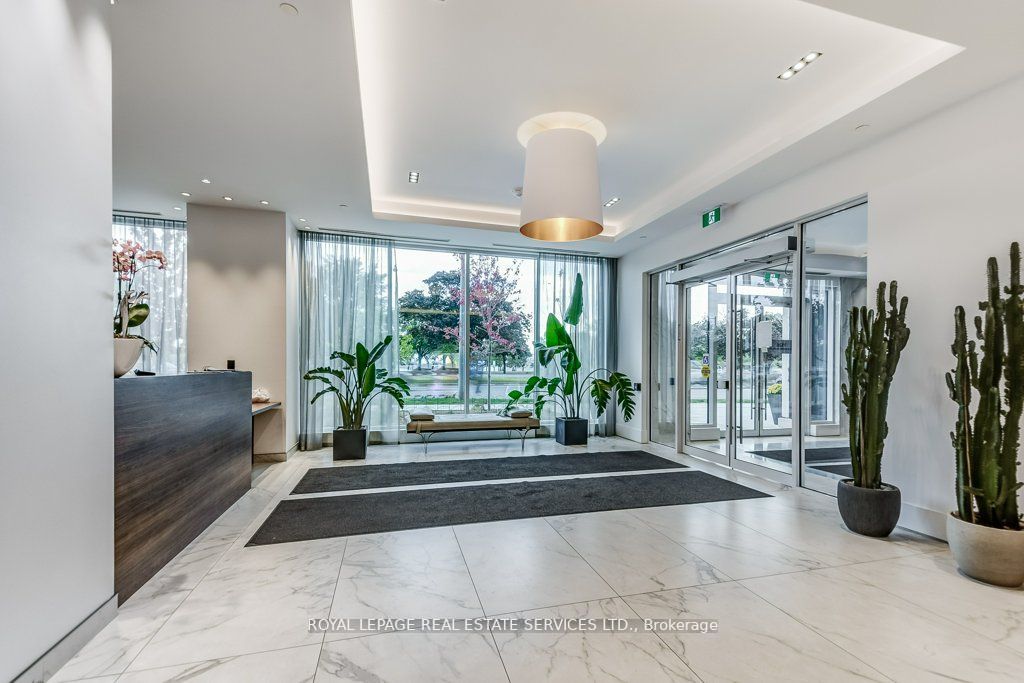 1926 Lake Shore Blvd W, #2703