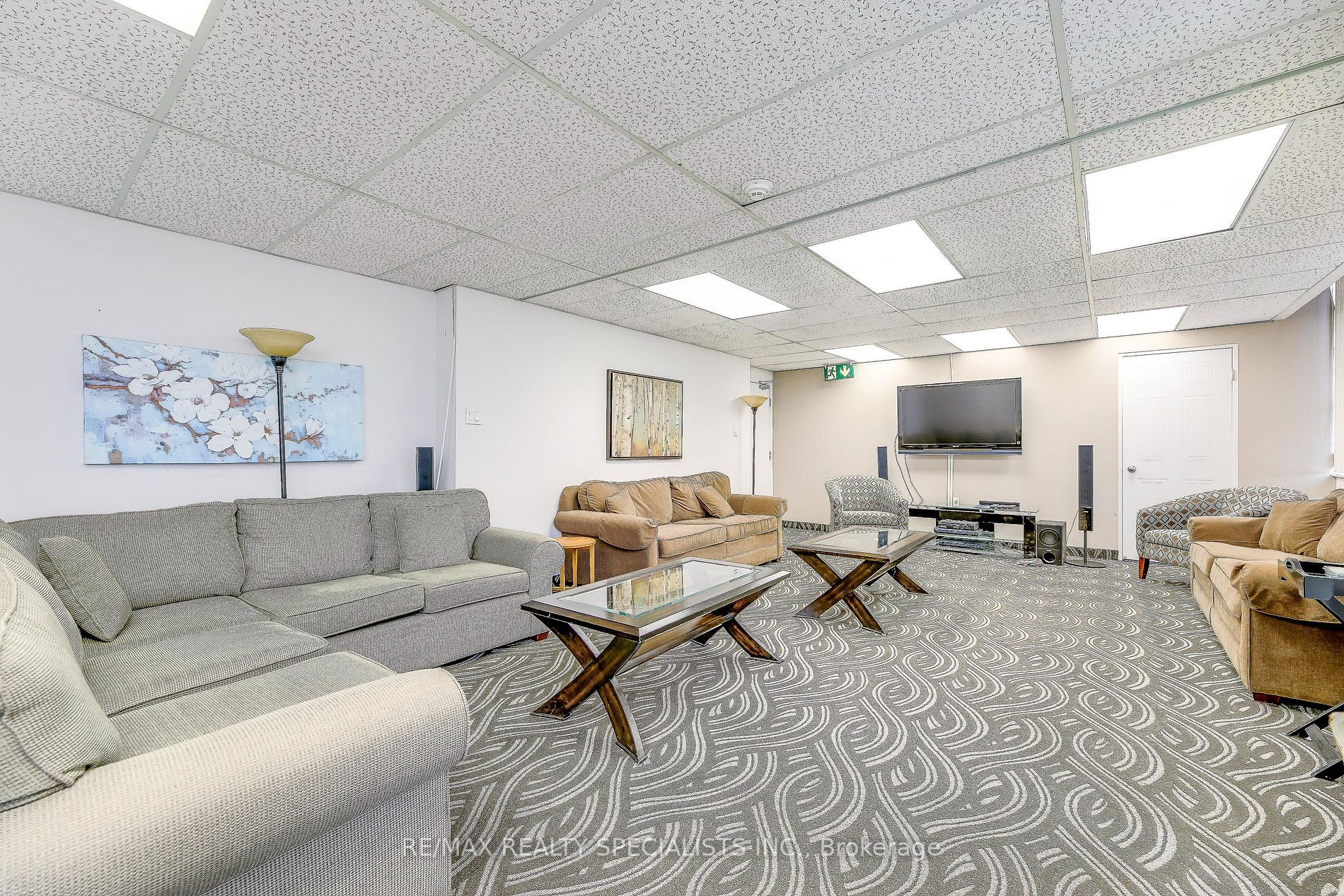 1110 Walden Circ, #301
