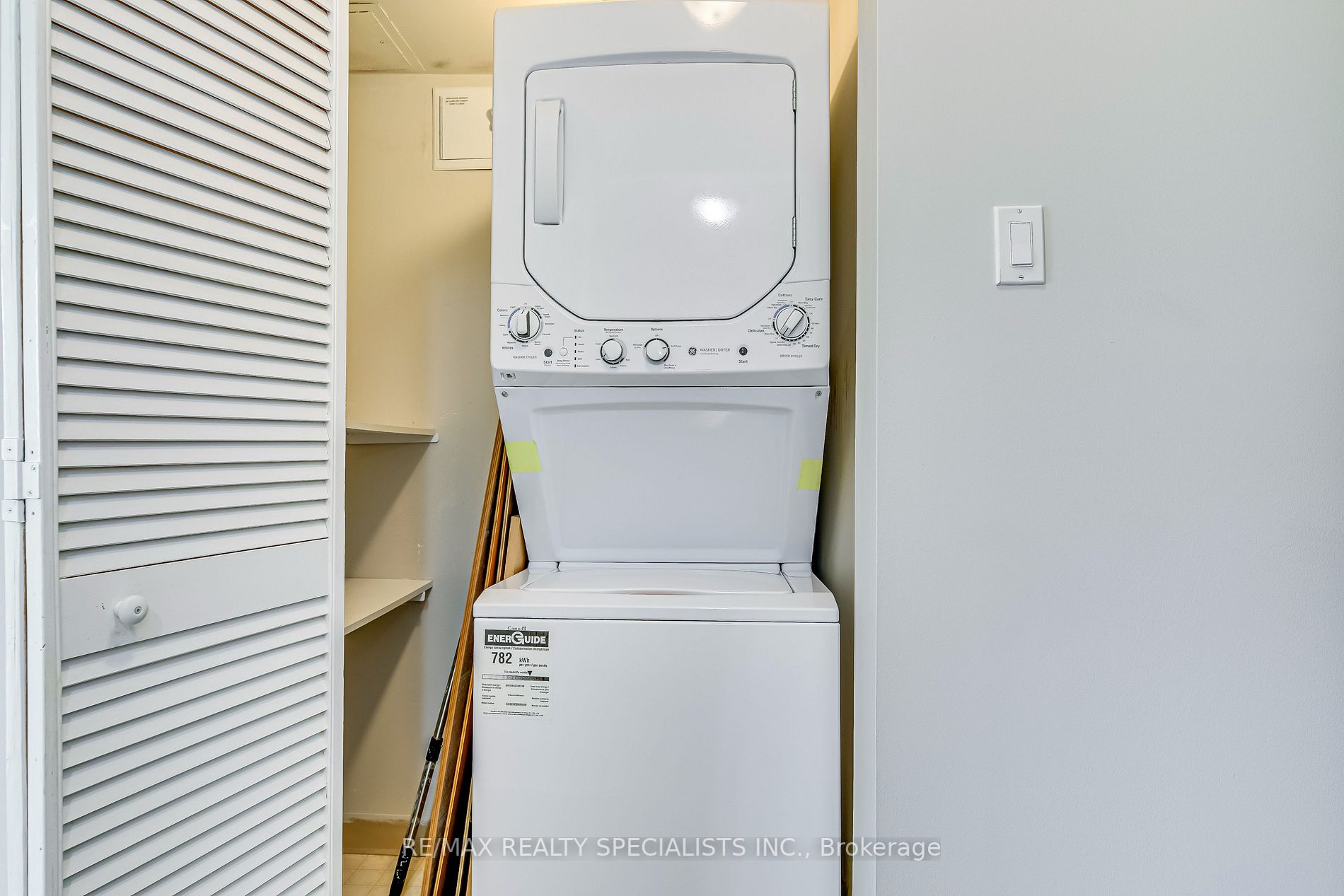 1110 Walden Circ, #301