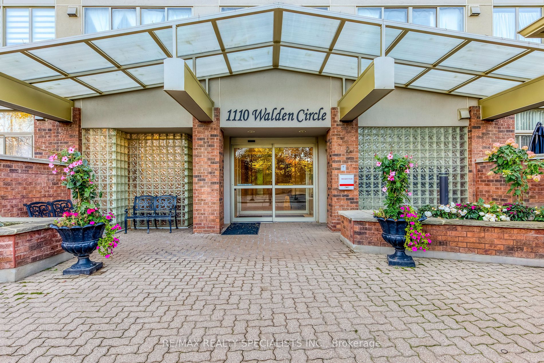 1110 Walden Circ, #301