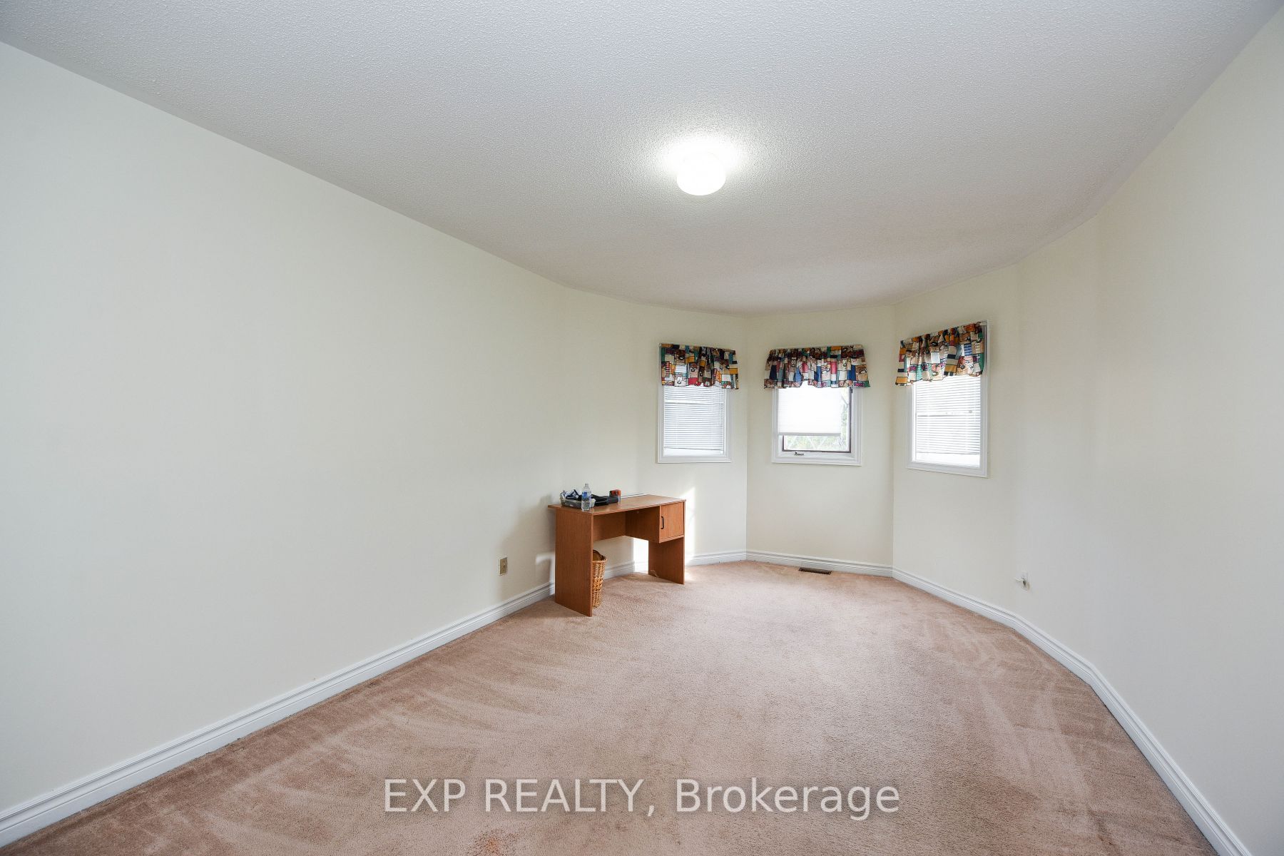 3307 Charlebrook Crt