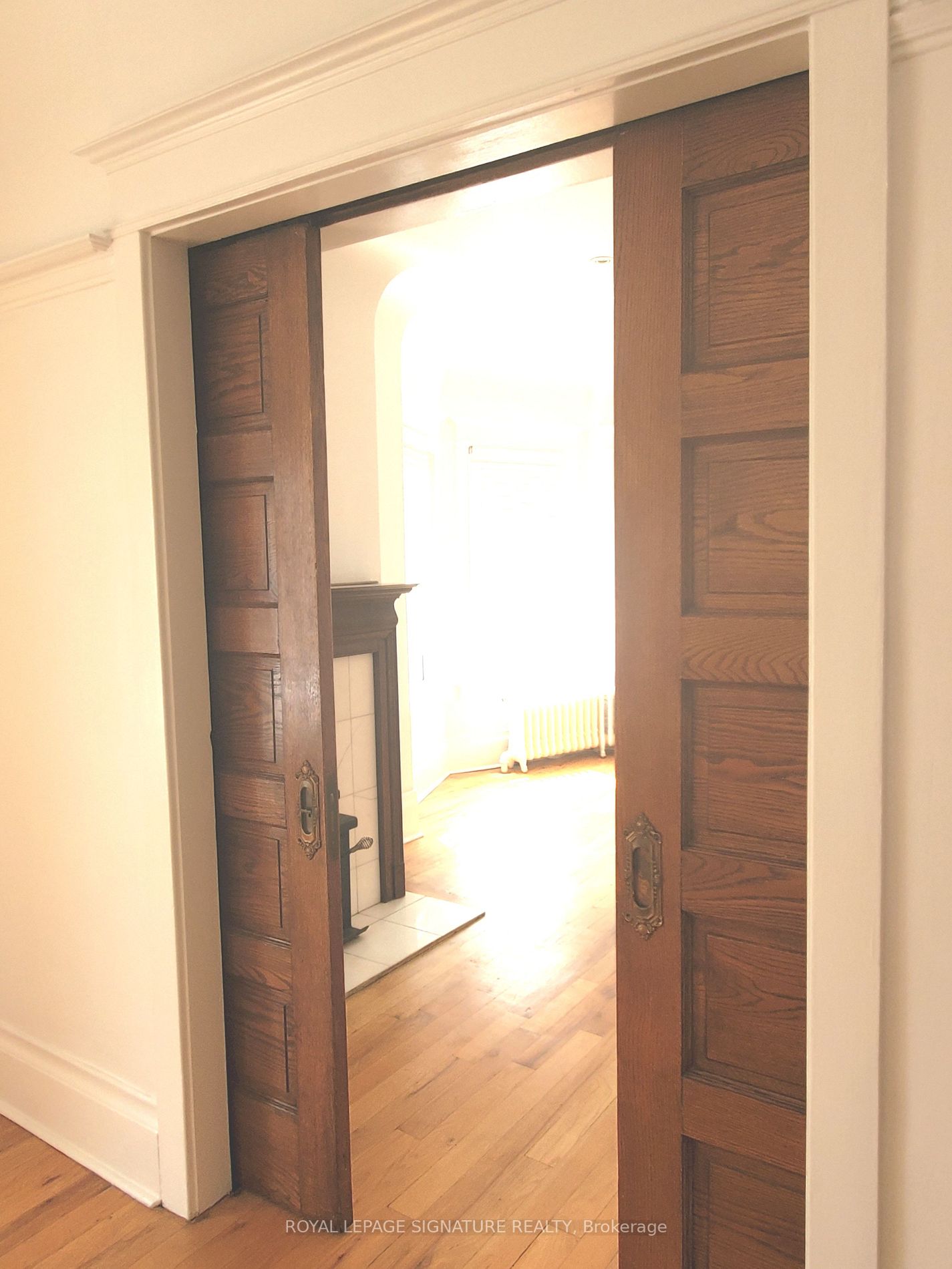 1 Maynard Ave S