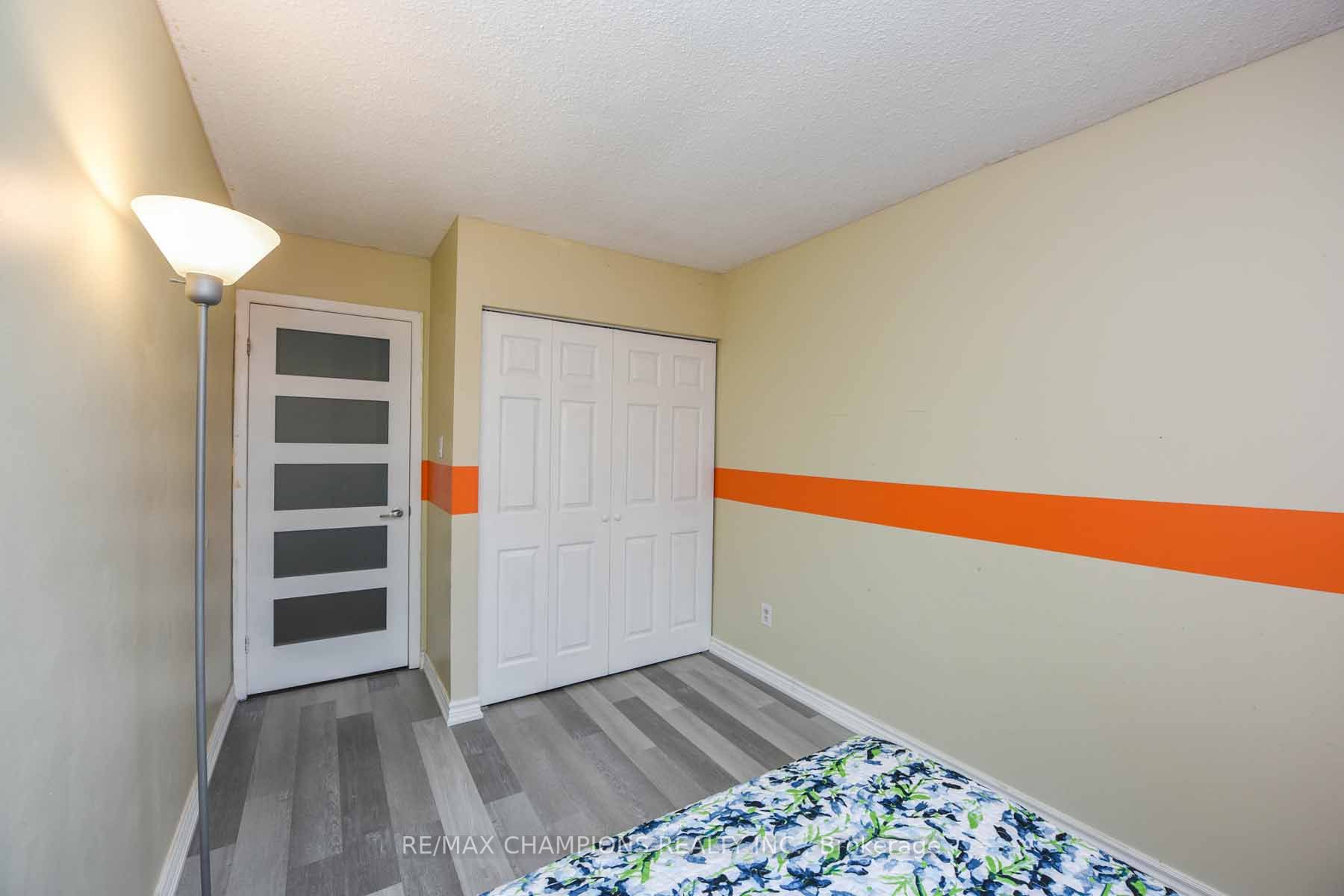 7707 Darcel Ave, #26