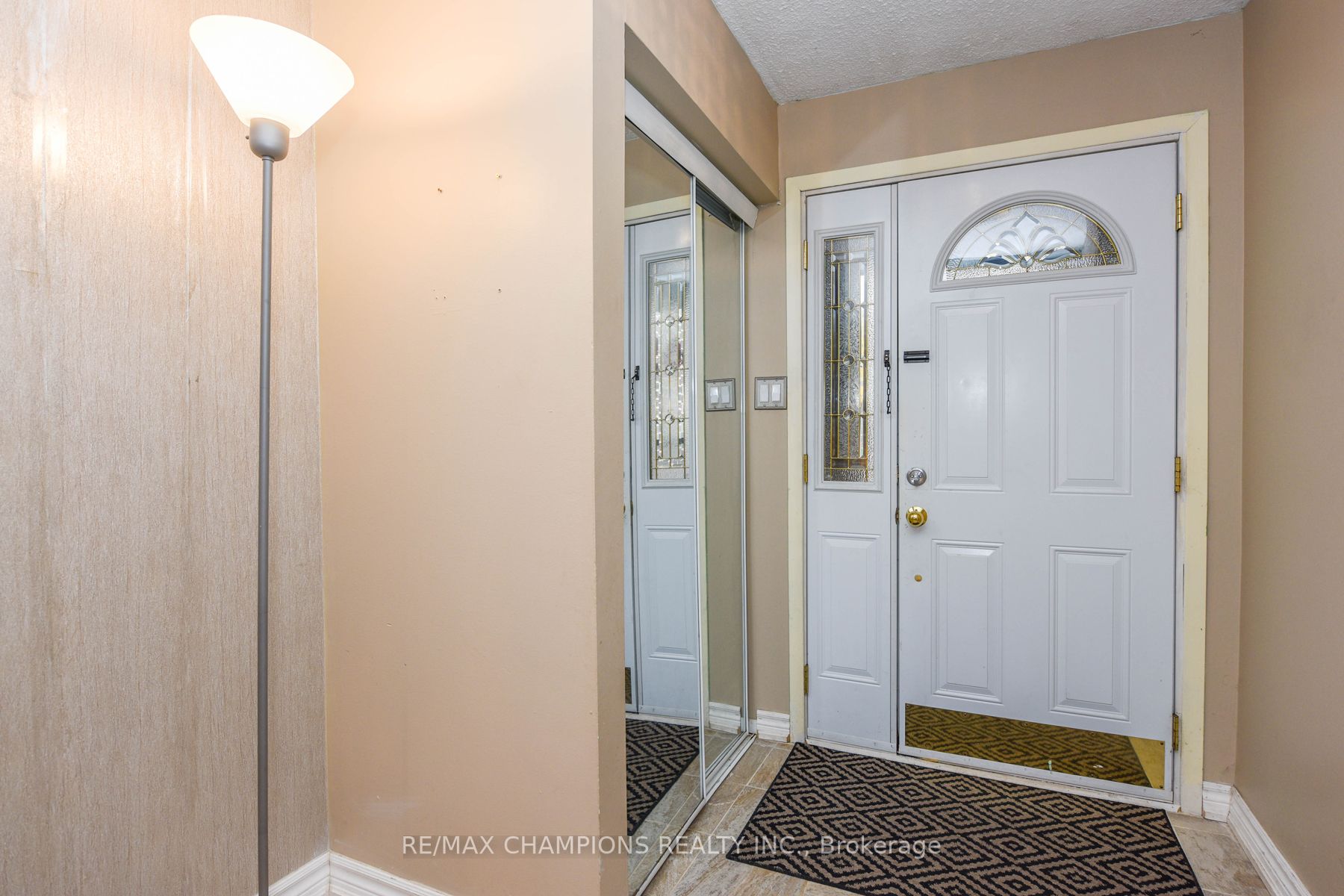 7707 Darcel Ave, #26