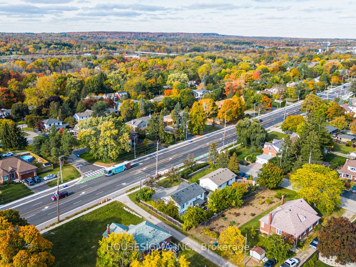 444 Plains Road W
