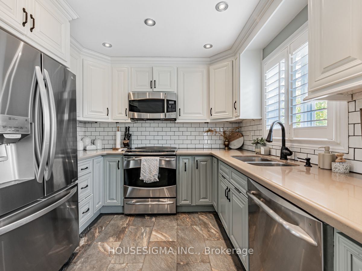 444 Plains Road W