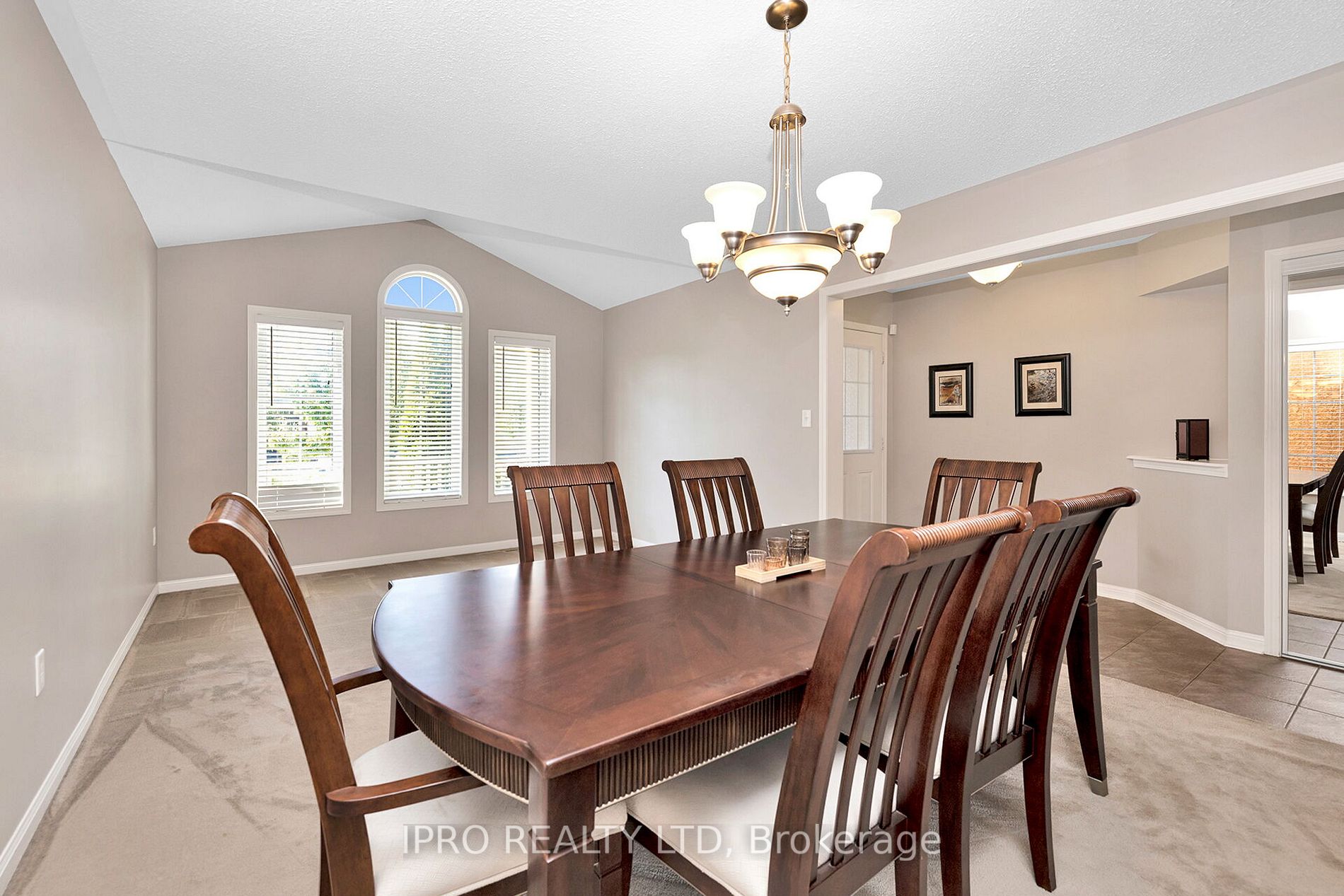 11 Bonavista Dr