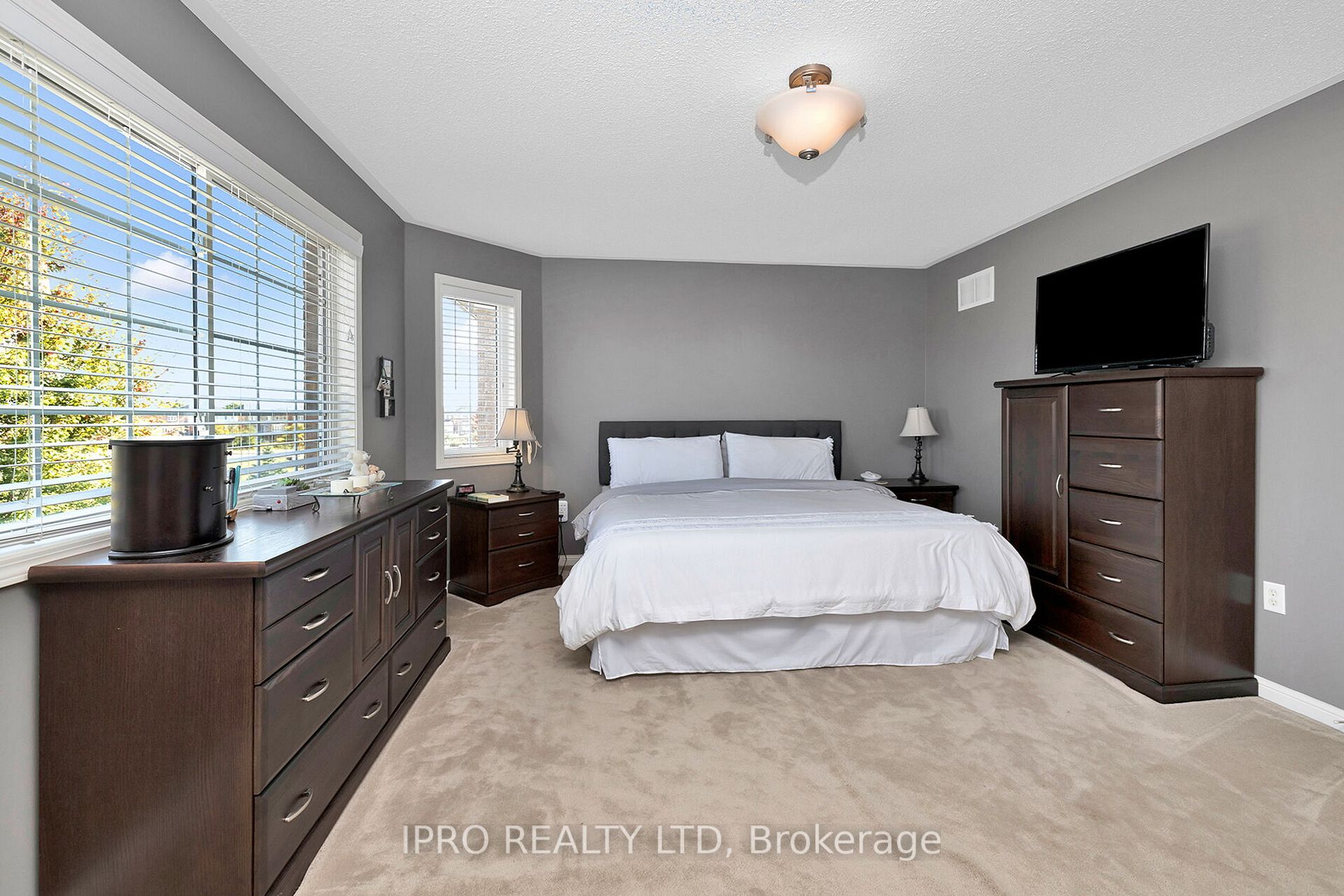 11 Bonavista Dr