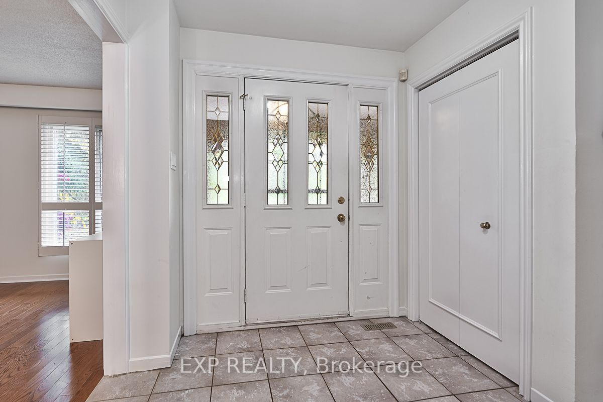 1213 Willowbrook Dr