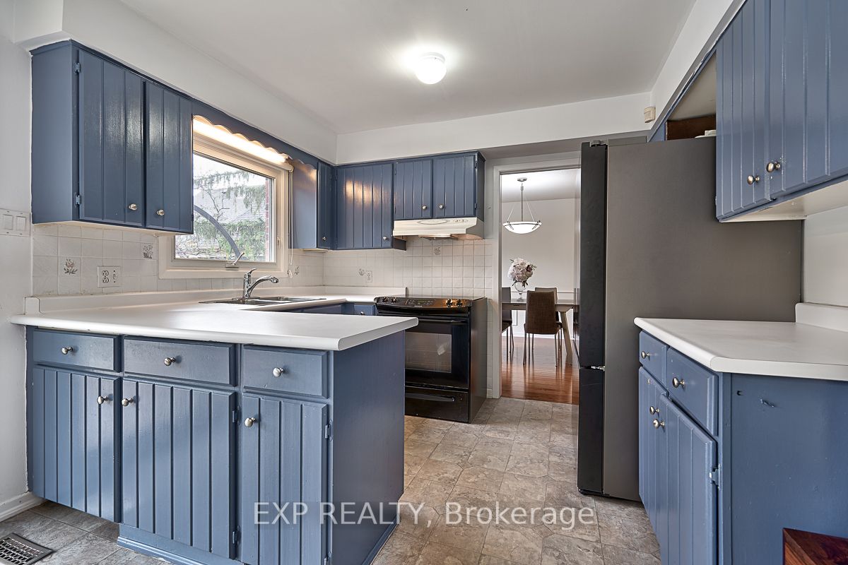 1213 Willowbrook Dr