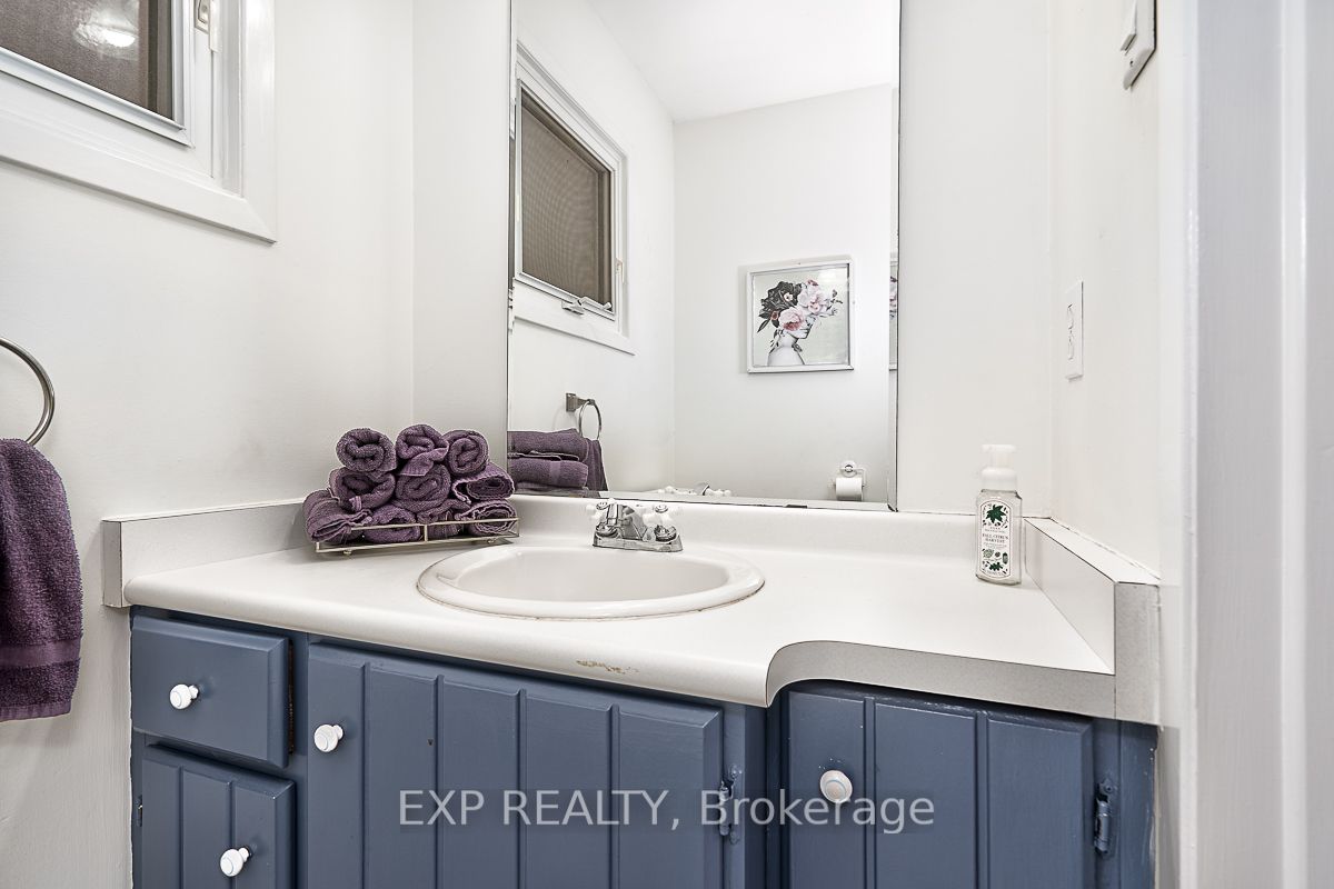 1213 Willowbrook Dr