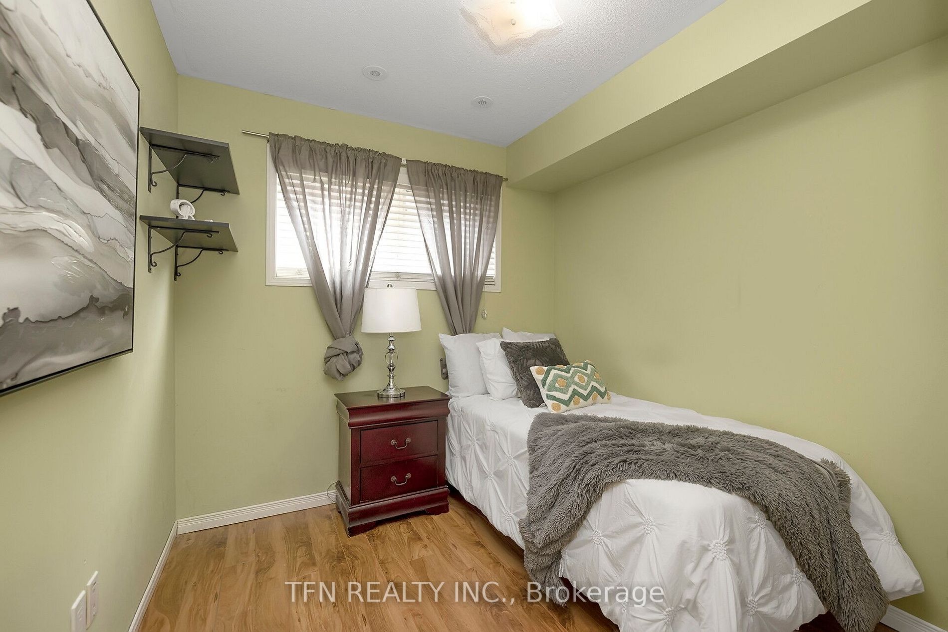 60 Turntable Cres, #81