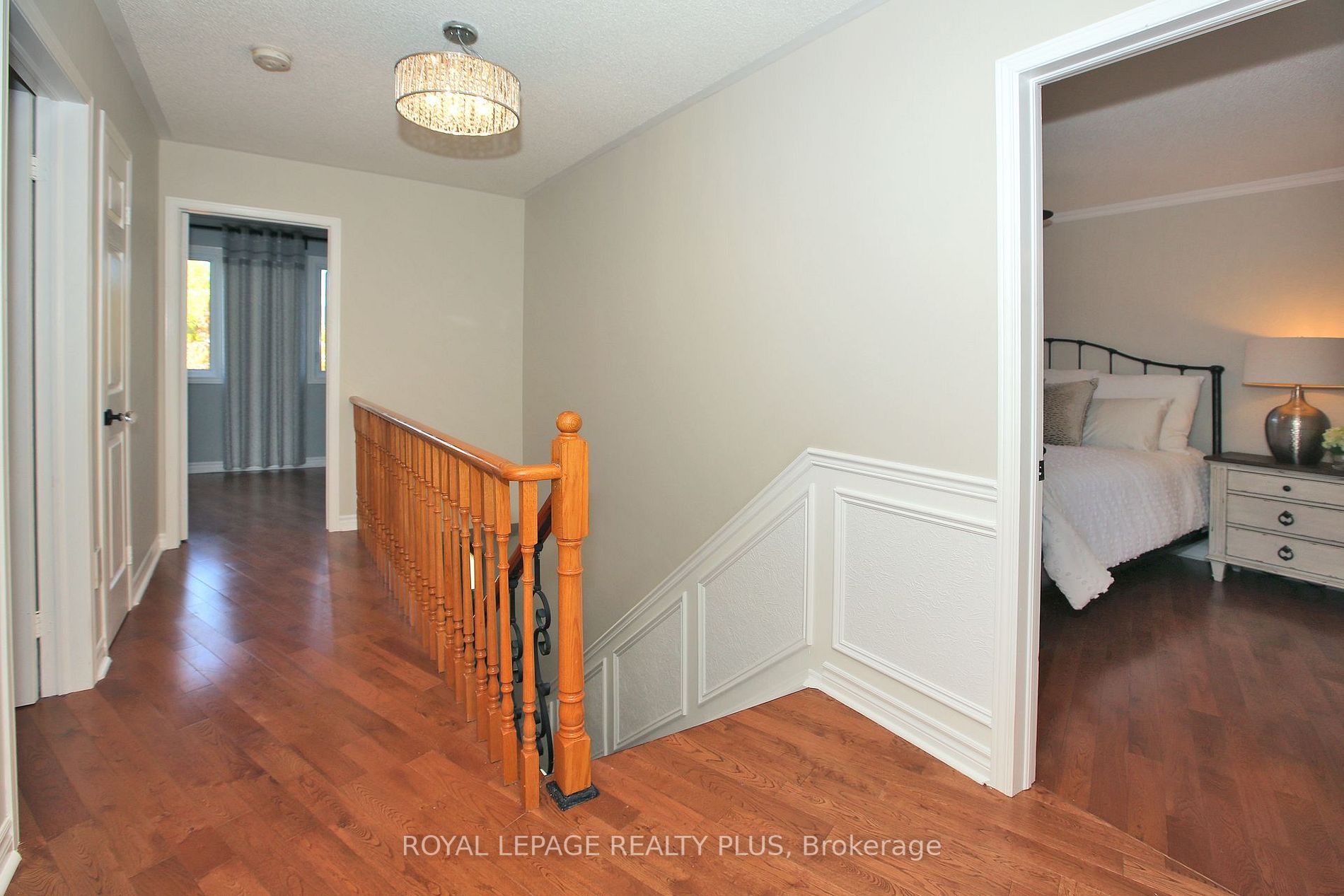 2273 Pell Cres