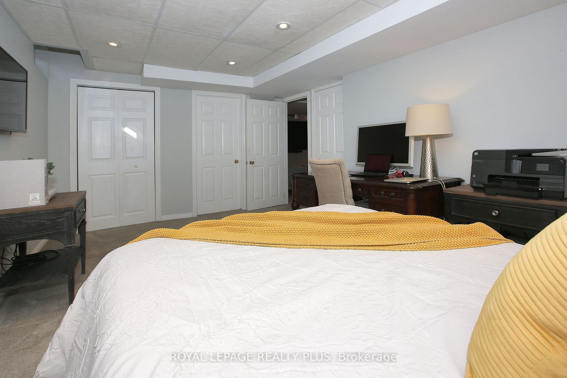 2273 Pell Cres