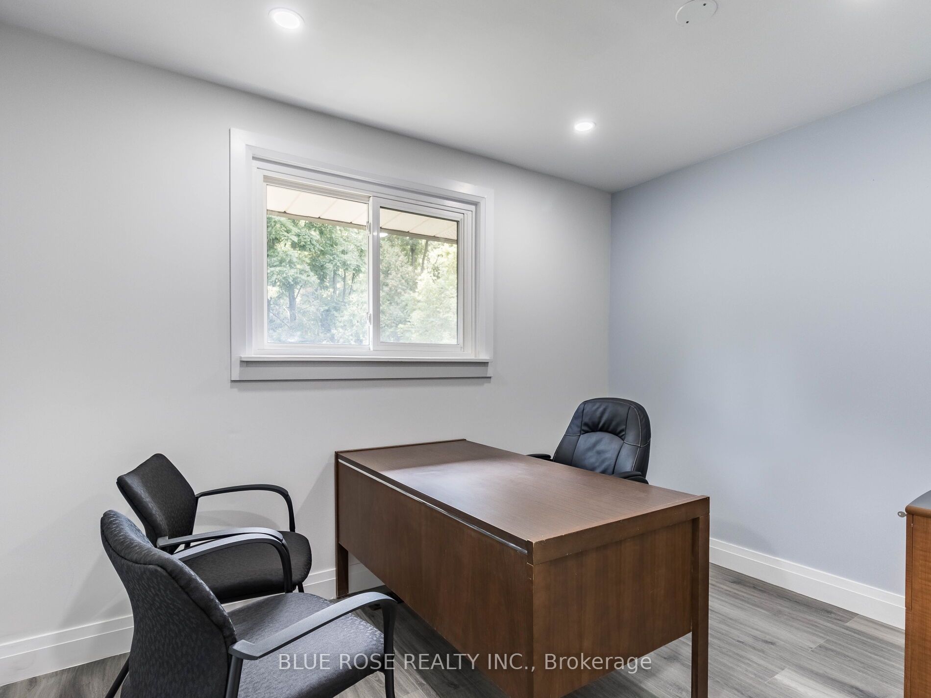 500 Guelph St
