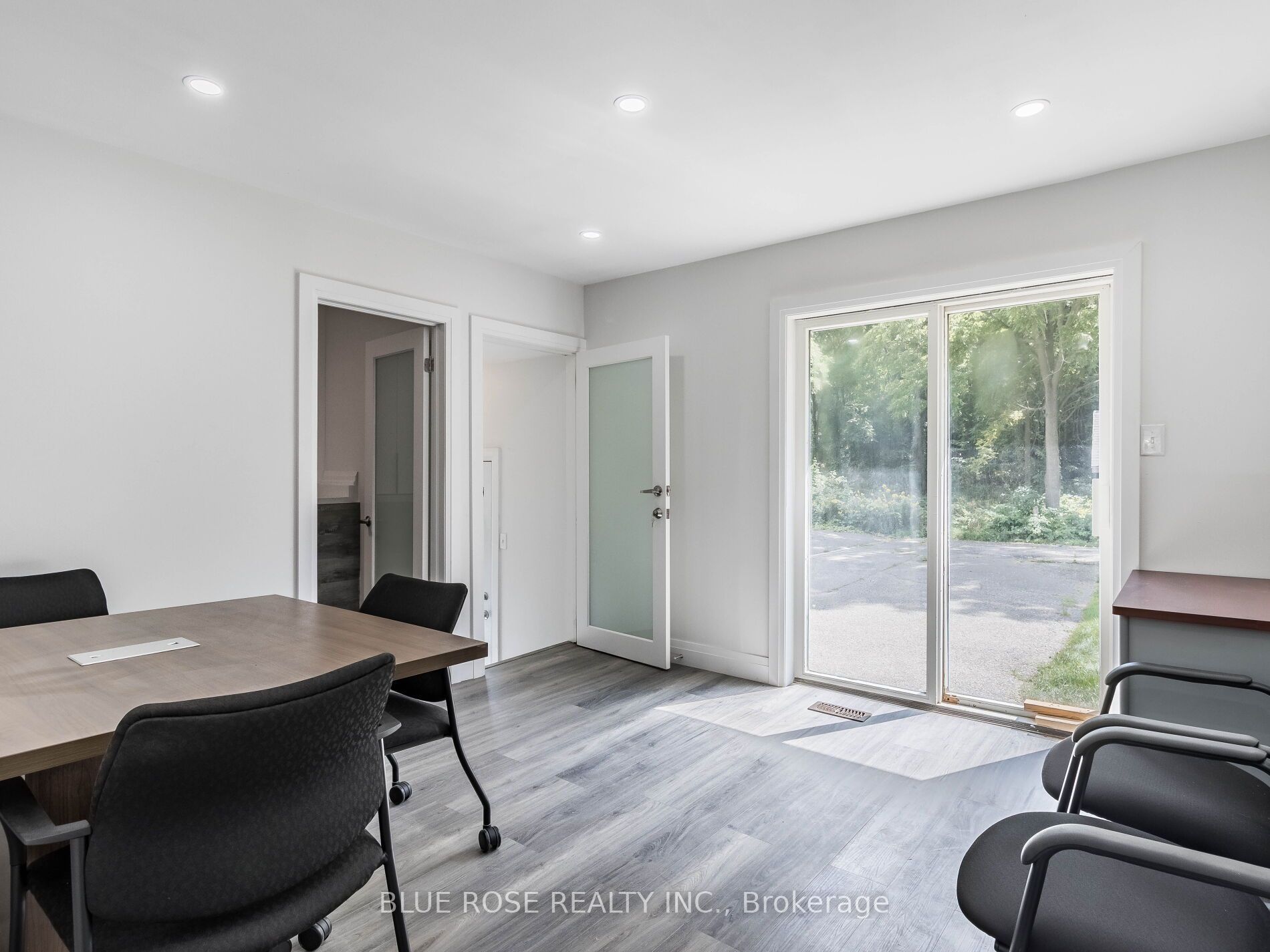 500 Guelph St