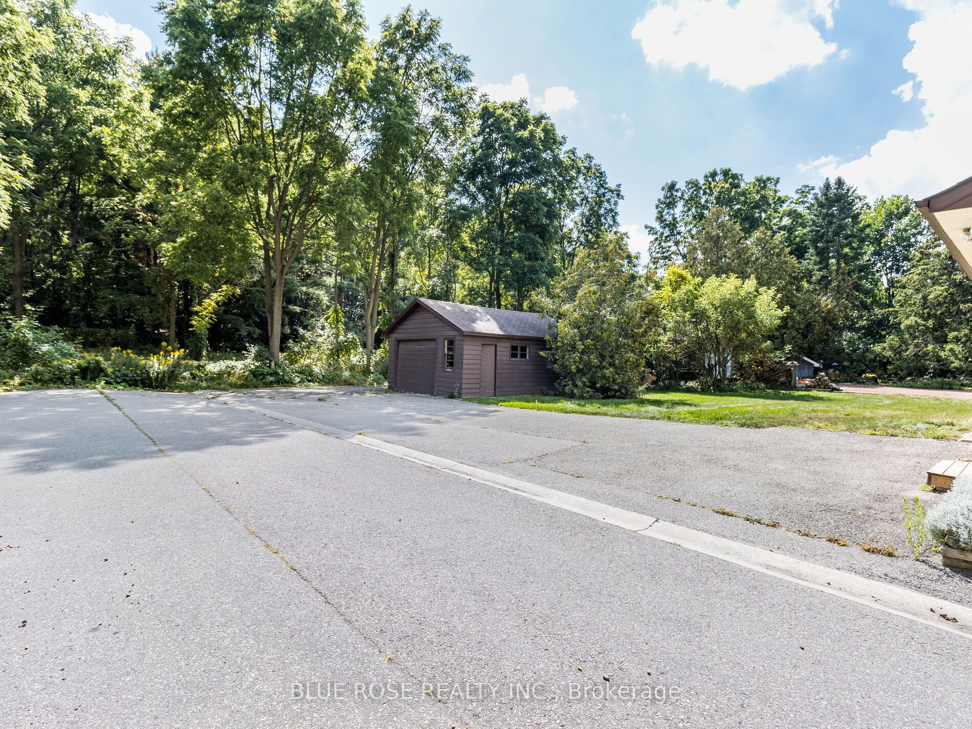500 Guelph St