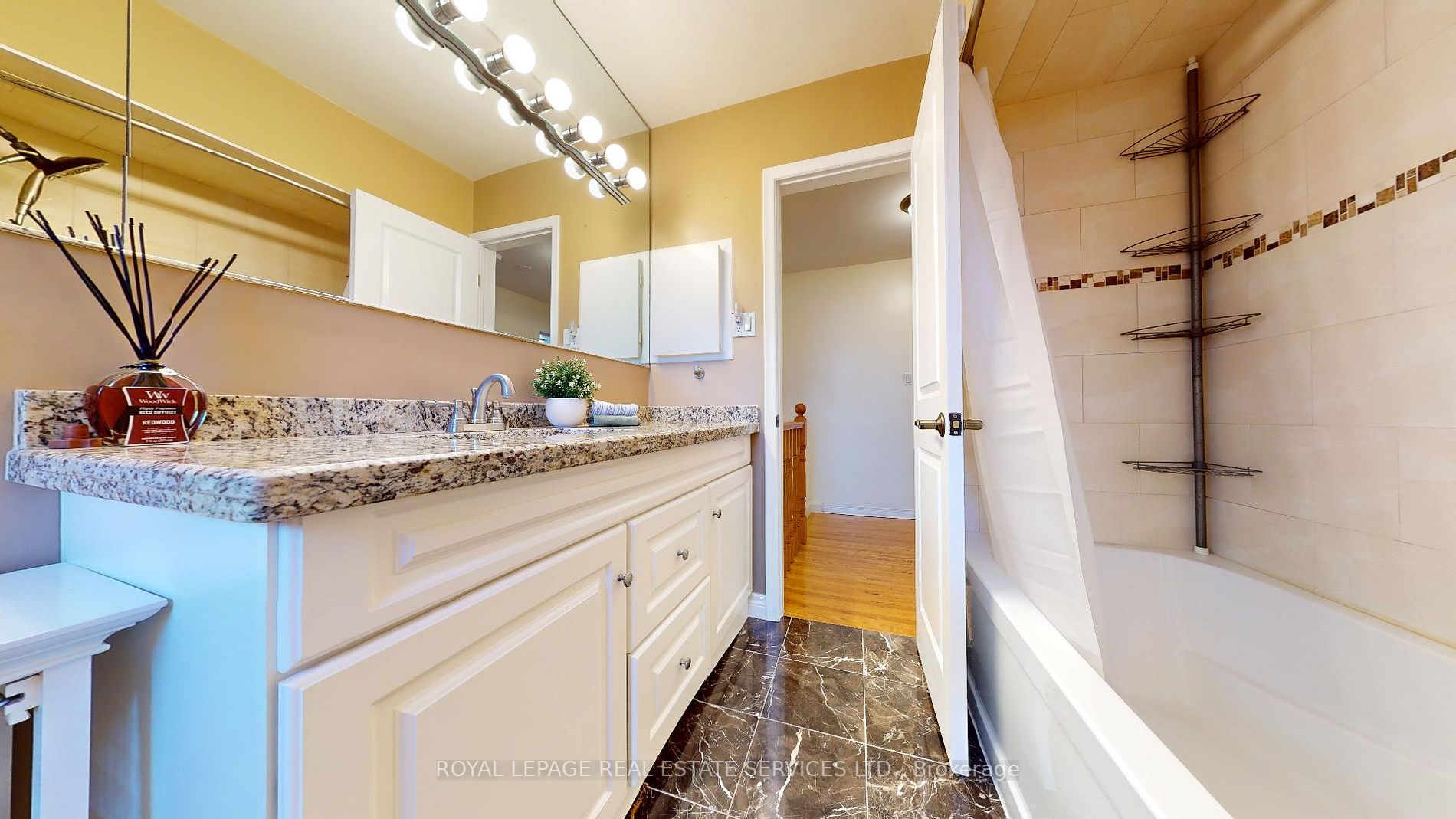 1409 Goldmar Dr