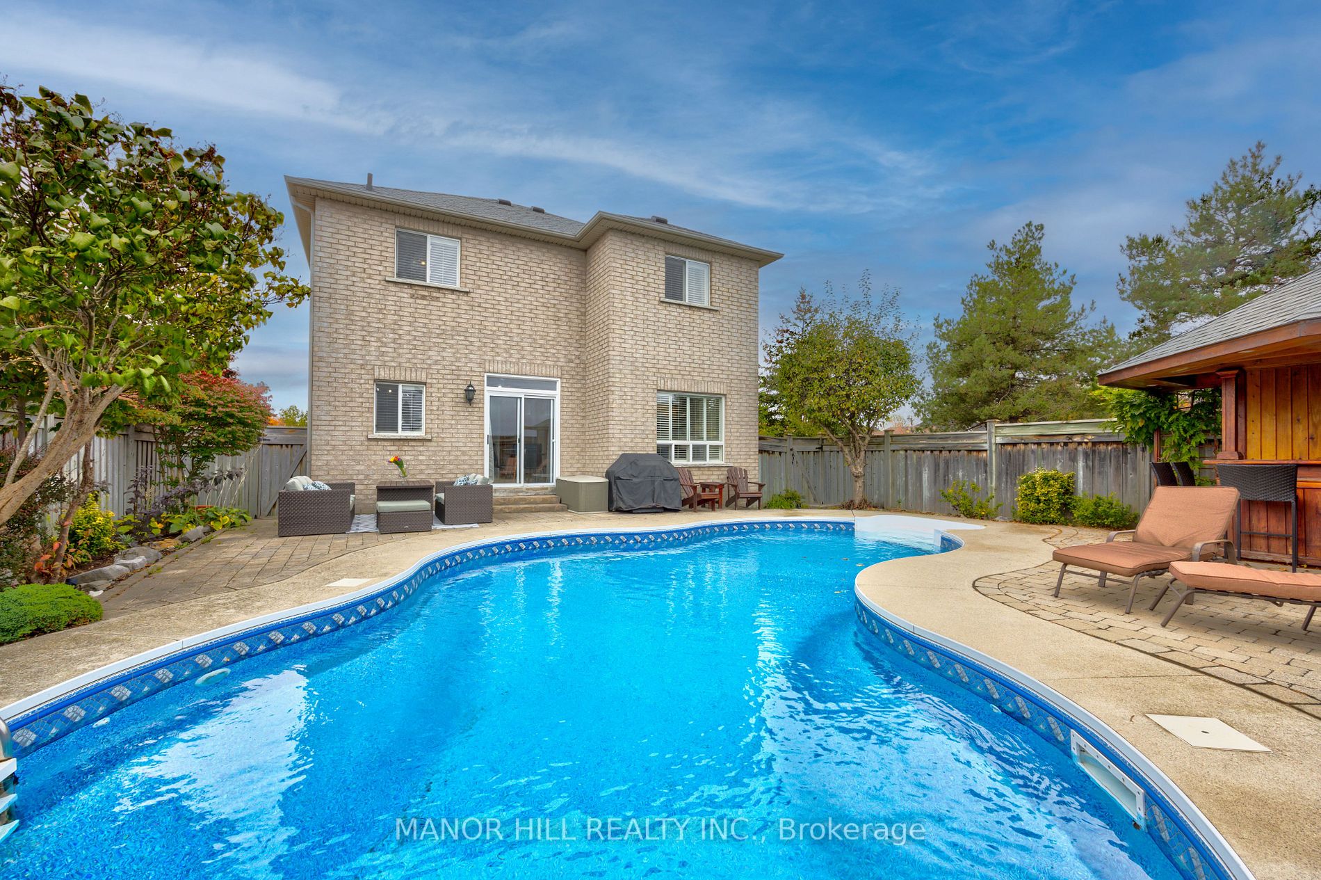 98 Harvest Moon Dr