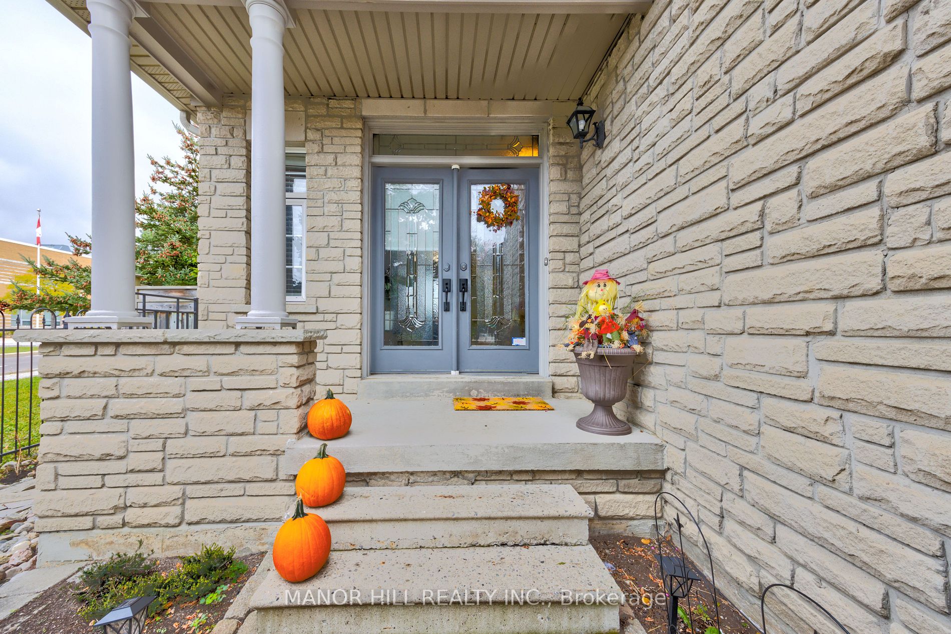 98 Harvest Moon Dr
