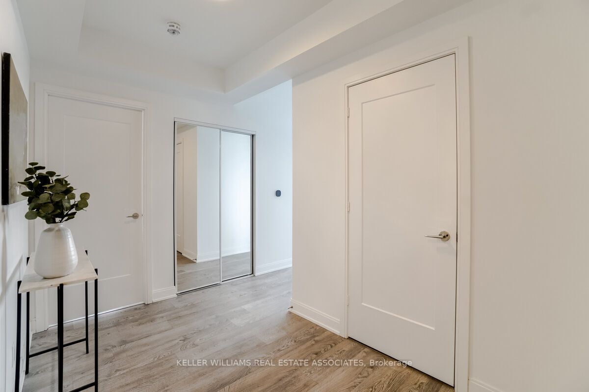 70 Annie Craig Dr, #4004