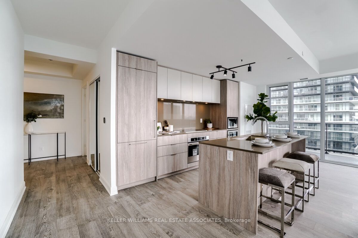 70 Annie Craig Dr, #4004