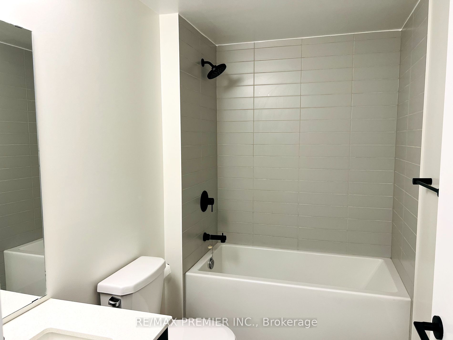 2300 St Clair Avenue W #615